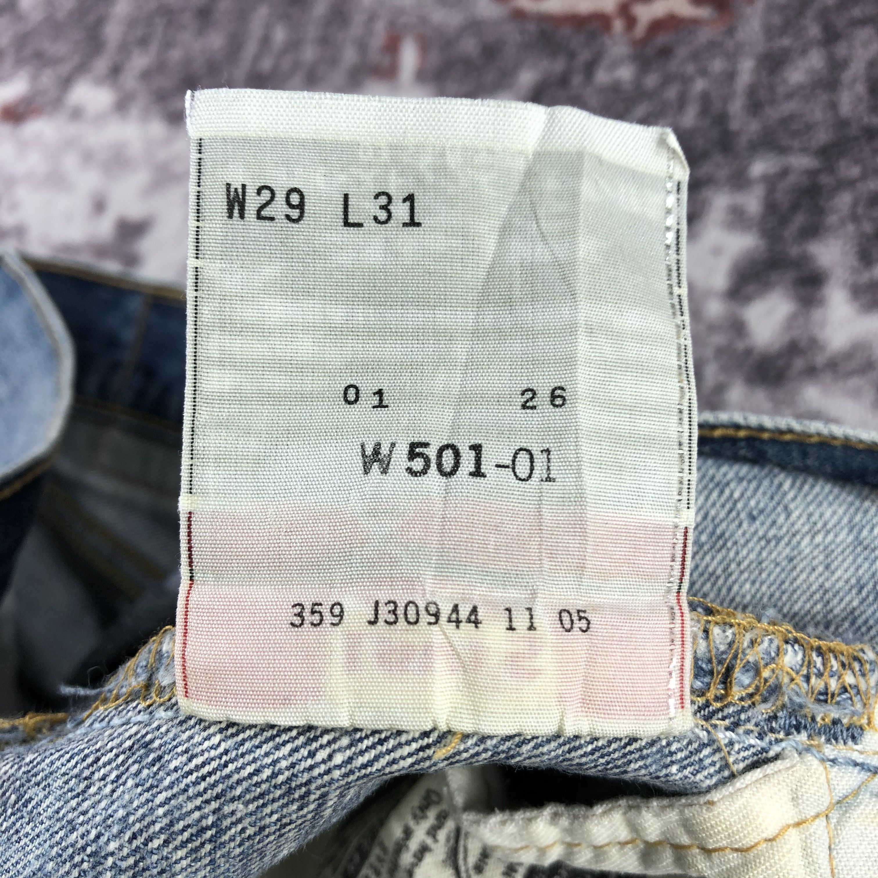Levi's Vintage 90s Blue Wash Levis 501 Jeans-JM3057 Size US 28 / EU 44 - 16 Thumbnail