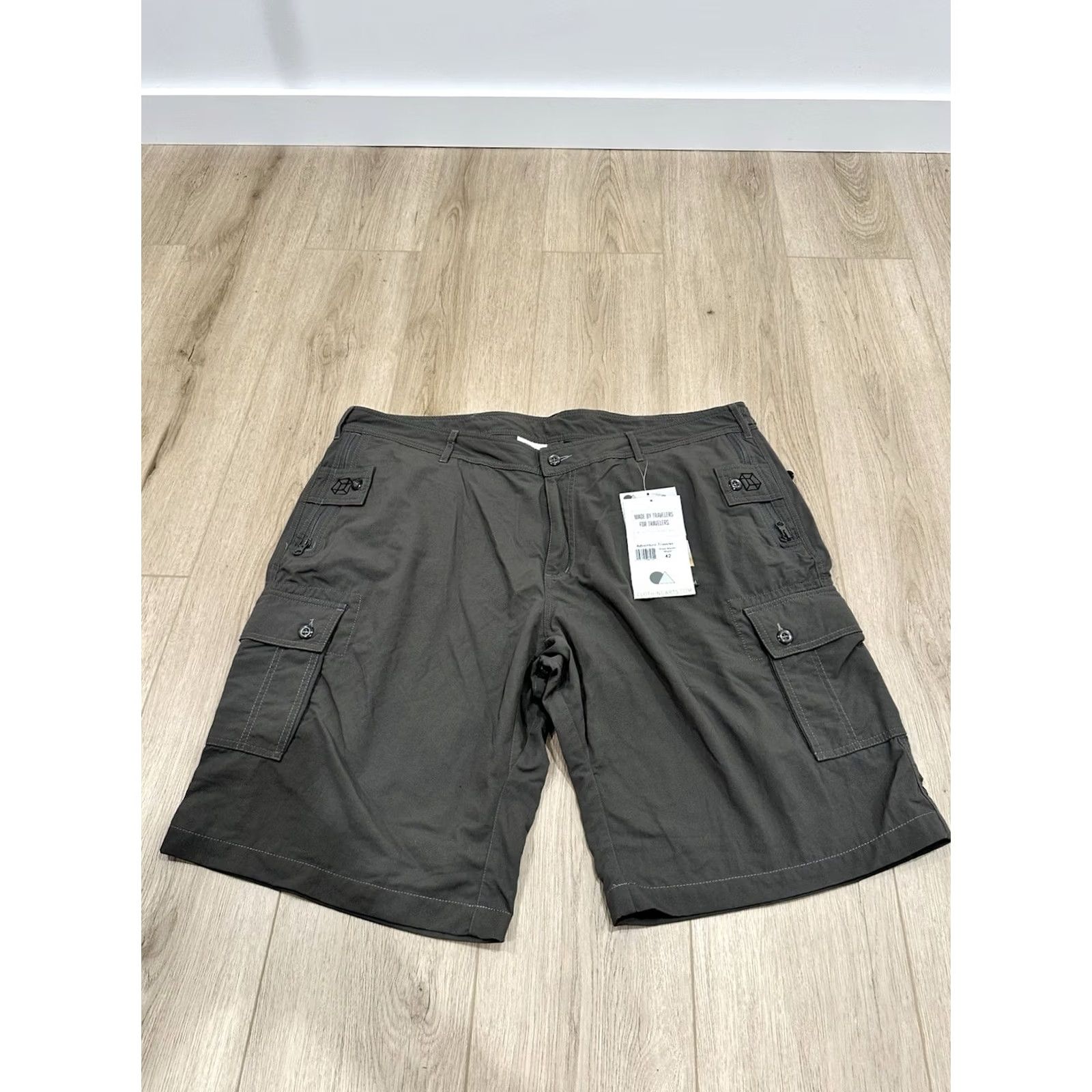 Vintage NWT P^Cubed Cargo Shorts Grey 42 Men Nylon Front Pockets Flat Front Casual Travel 11in Inseam Size US 42 / EU 58 - 2 Thumbnail