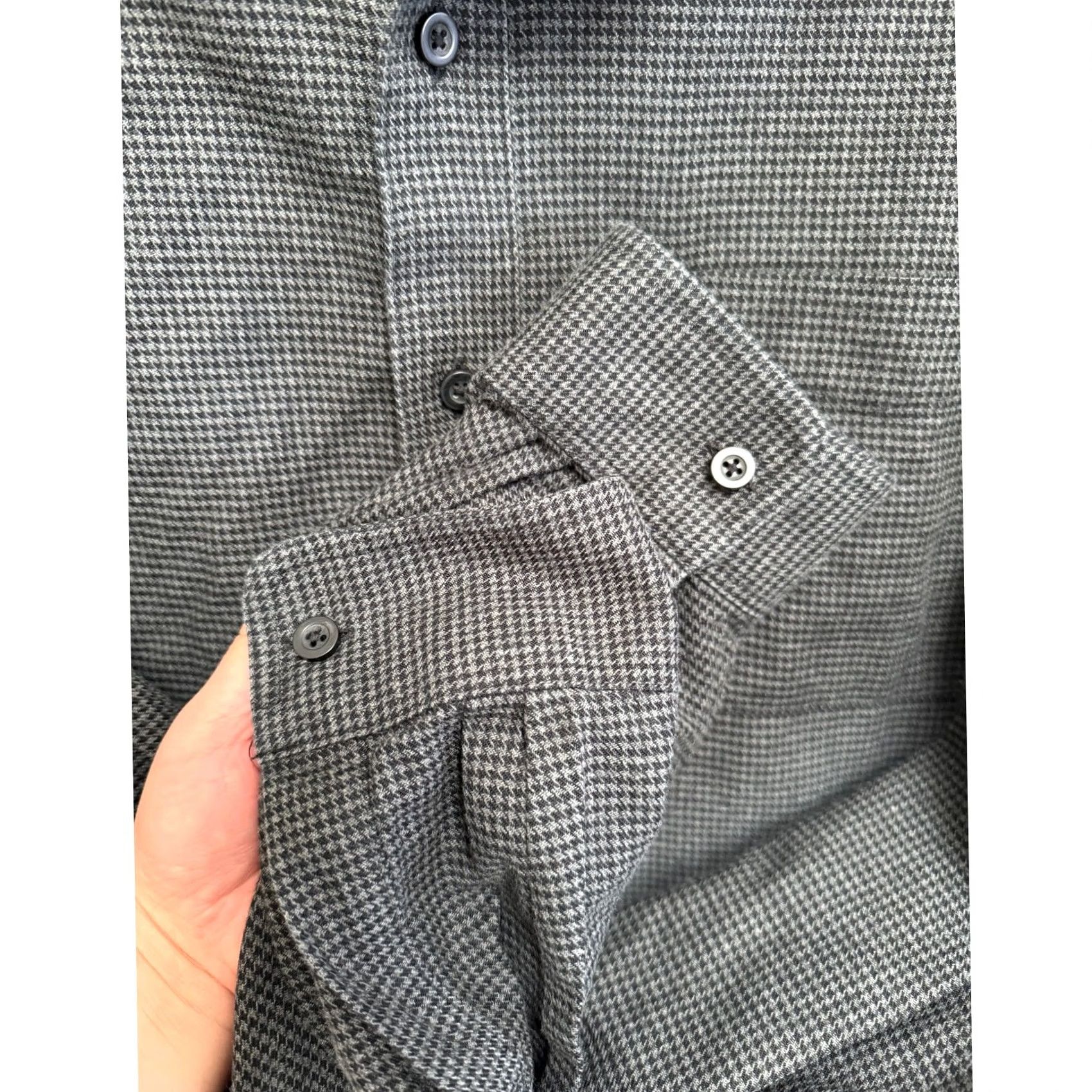 Vintage VINTAGE L.L. Bean Houndstooth Button Down Flannel Shirt XXL Men Regular Long Sleeve Gray 90s Traditional Fit Size US XXL / EU 58 / 5 - 4 Thumbnail
