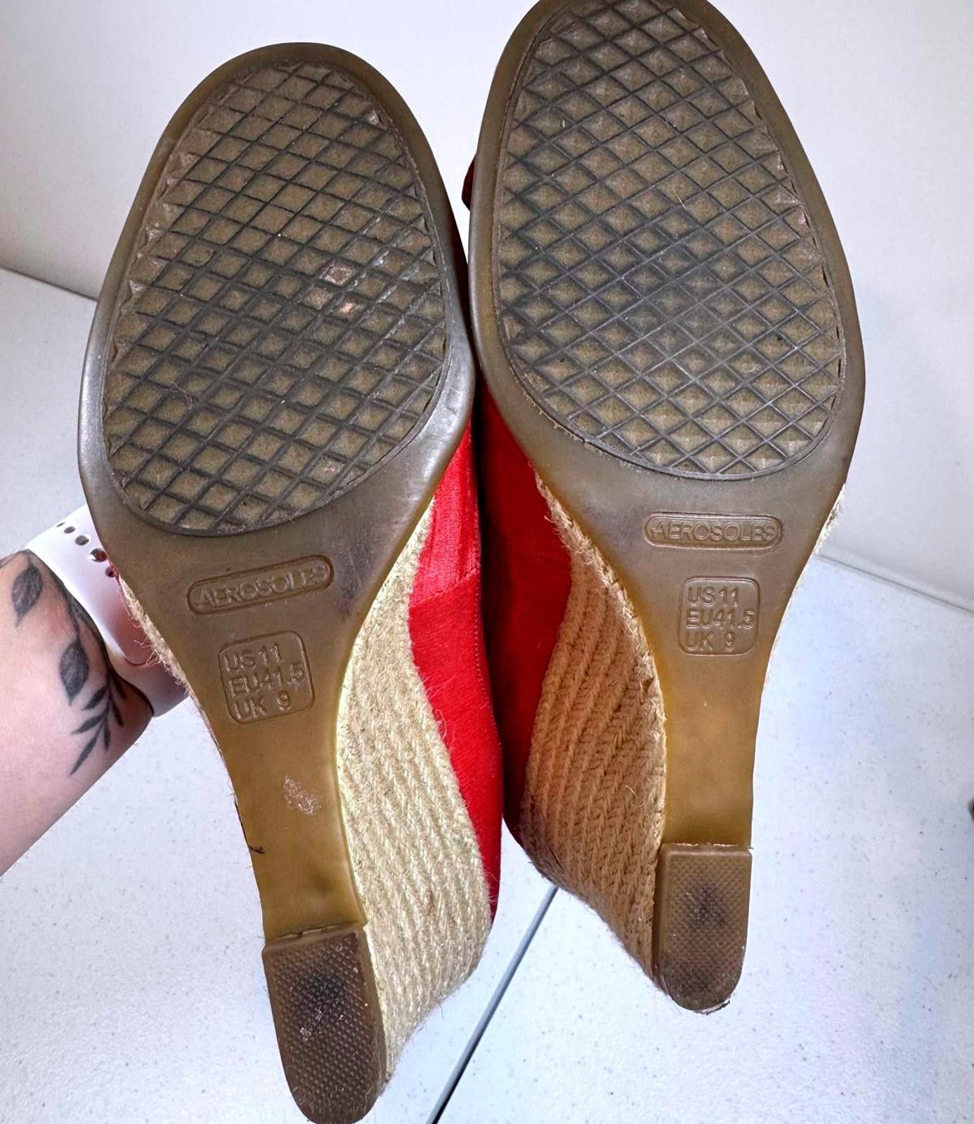 Designer Chic Red Wedge Heels with Bow Detail Size US 11 / IT 41 - 4 Thumbnail