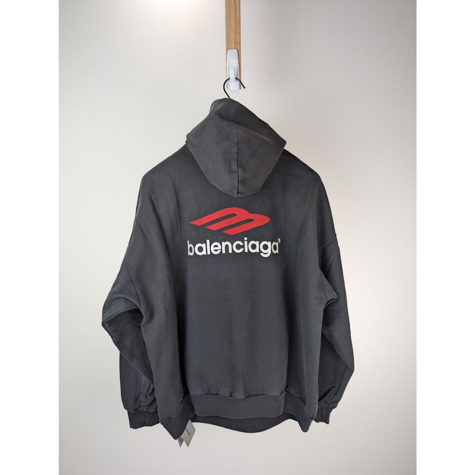 Balenciaga o1rshd1 3B Sports Icon Hoodie in Washed Dark Grey Size US S / EU 44-46 / 1 - 16 Thumbnail