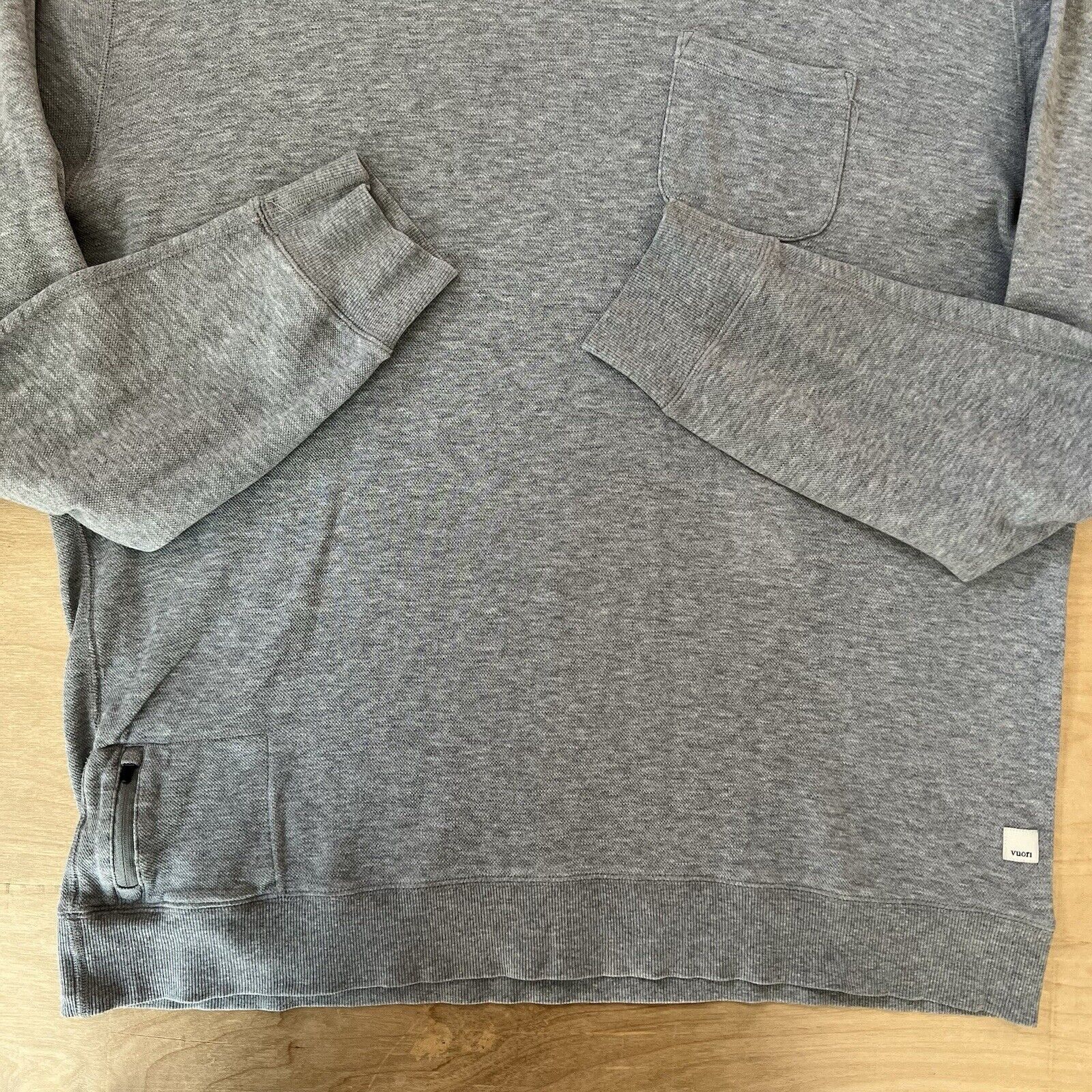 Vuori Vuori Sweatshirt Large Gray Fleece Pullover Athleisure Yoga Size US L / EU 52-54 / 3 - 5 Thumbnail
