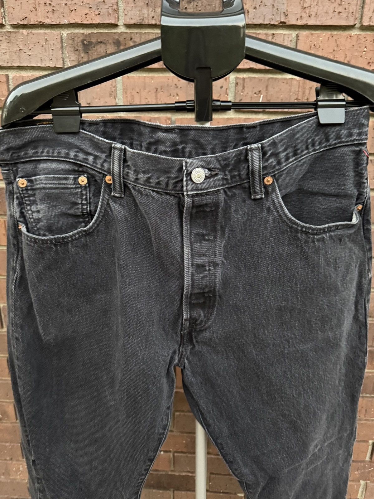Levi's Levis 501 Button Fly Black Denim Jeans Mens Straight Leg Size US 37 - 2 Thumbnail