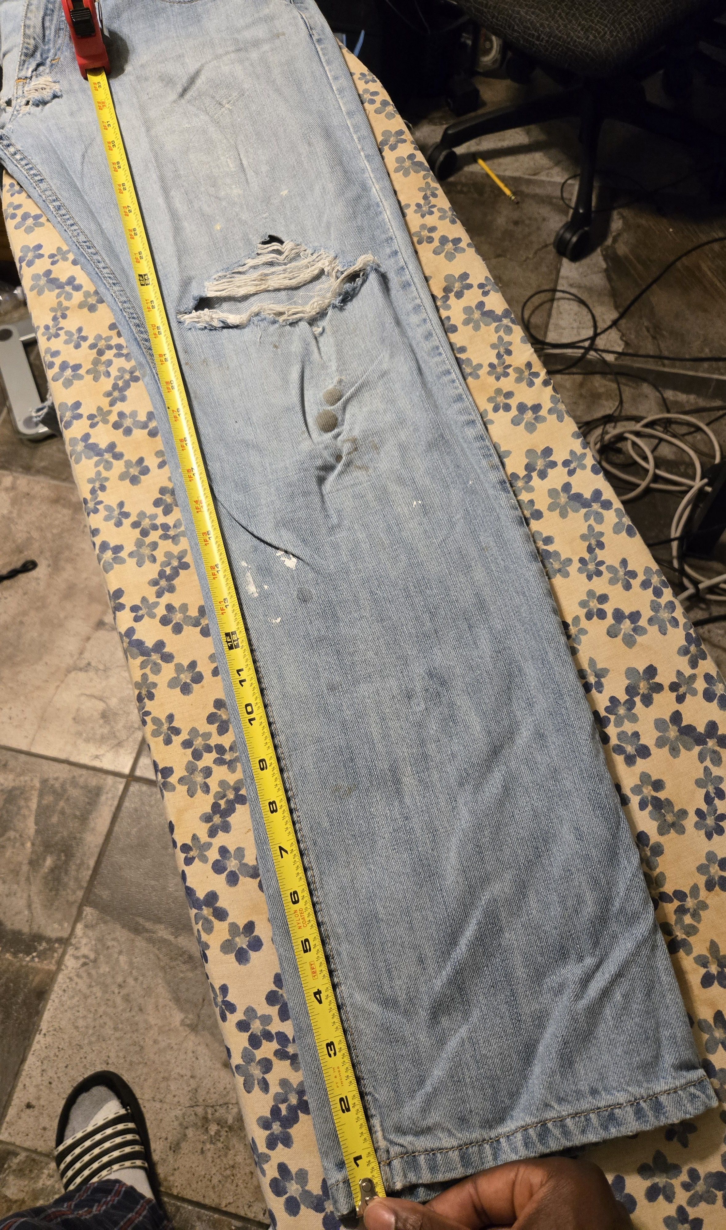 Vintage Vintage Denim “Extremely Ripped & Torn” Jeans Size US 32 / EU 48 - 4 Thumbnail