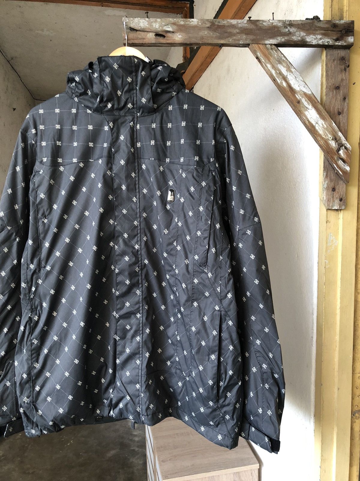 Sports Specialties Rare❗️DC 5000 Series Exotec Layered Weather Protection Jacket Size US L / EU 52-54 / 3 - 7 Thumbnail