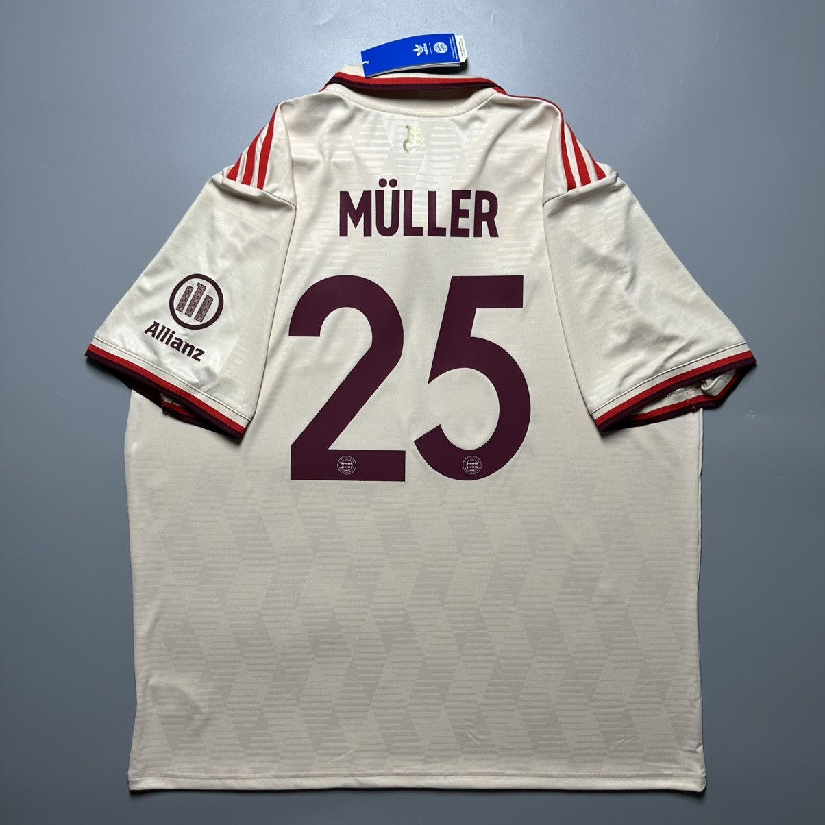 Vintage BAYERN ADIDAS 2024/2025 FOOTBALL THIRD JERSEY #25 MULLER Size US XXL / EU 58 / 5 - 1 Thumbnail