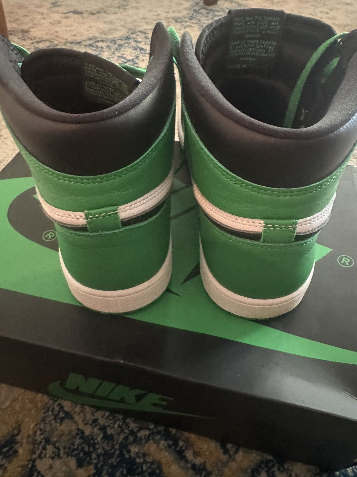 Nike Lucky Green Jordan 1 Size US 11 / EU 44 - 6 Thumbnail