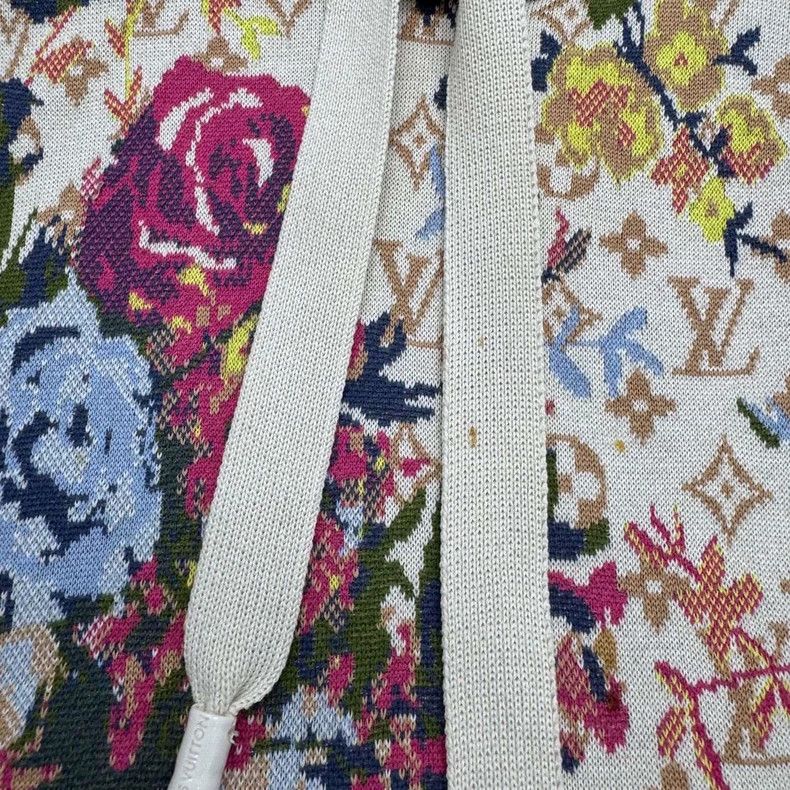 Louis Vuitton Louis Vuitton Full-print floral print knit hooded sweatshi Size US XXL / EU 58 / 5 - 2 Thumbnail