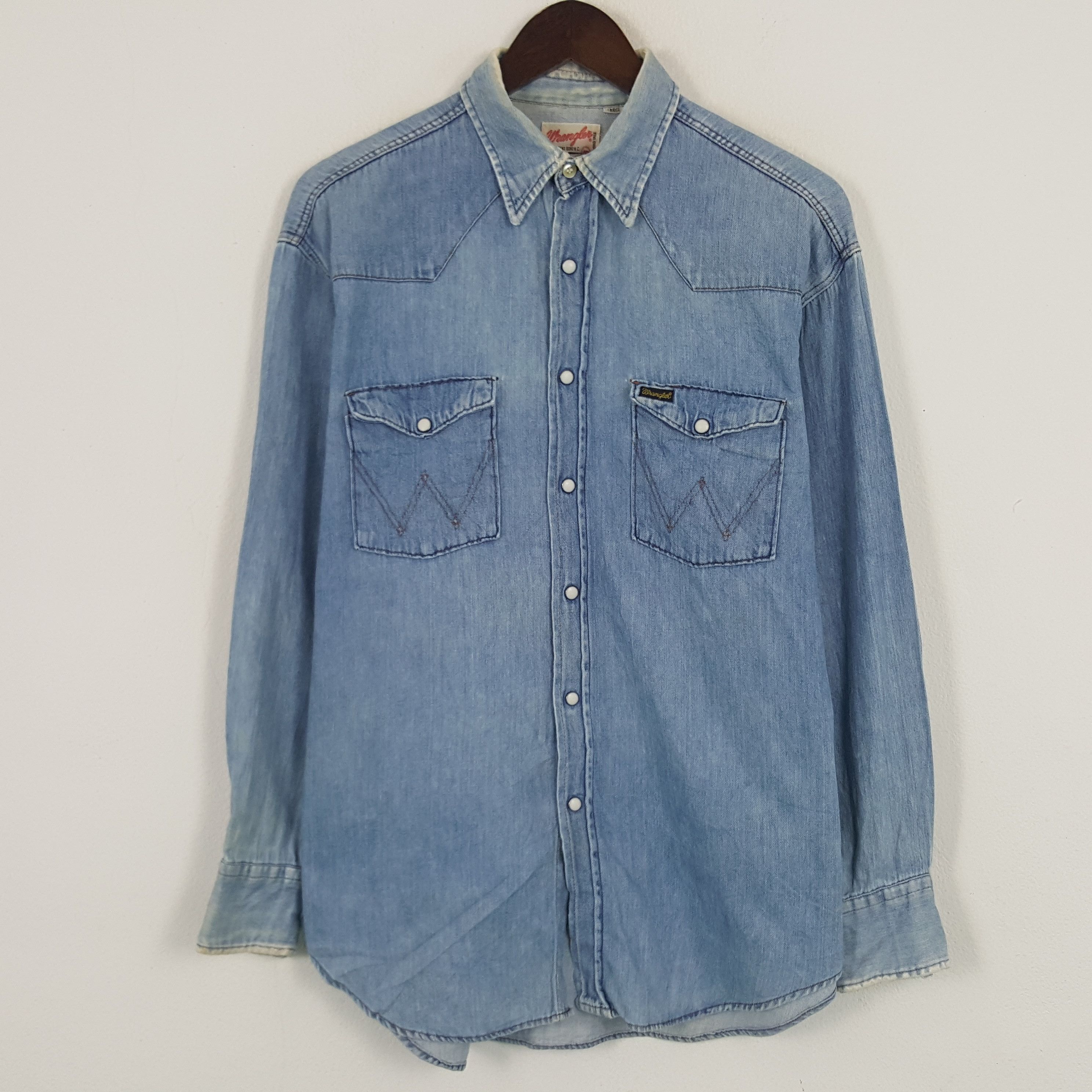 Japanese Brand × Vintage × Wrangler Vintage Wrangler Japanese Denim Button Up Shirt Size US L / EU 52-54 / 3 - 1 Thumbnail