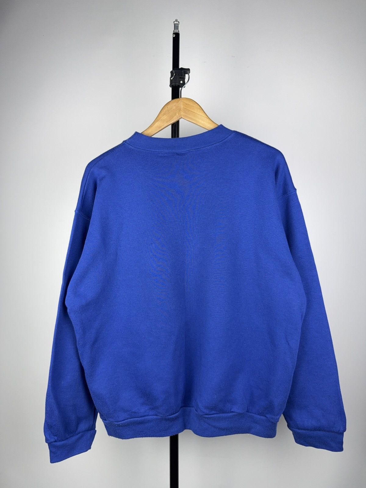 Disney × Mickey Mouse × Vintage 90s Disney Store Venezia Sweatshirt Embroidered Crewneck Size US M / EU 48-50 / 2 - 6 Thumbnail
