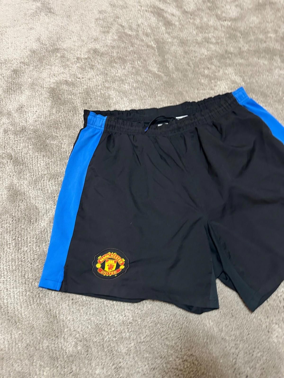 Nike Manchester United 2009/10 Away Football Soccer Shorts Nike Size US 34 / EU 50 - 2 Thumbnail