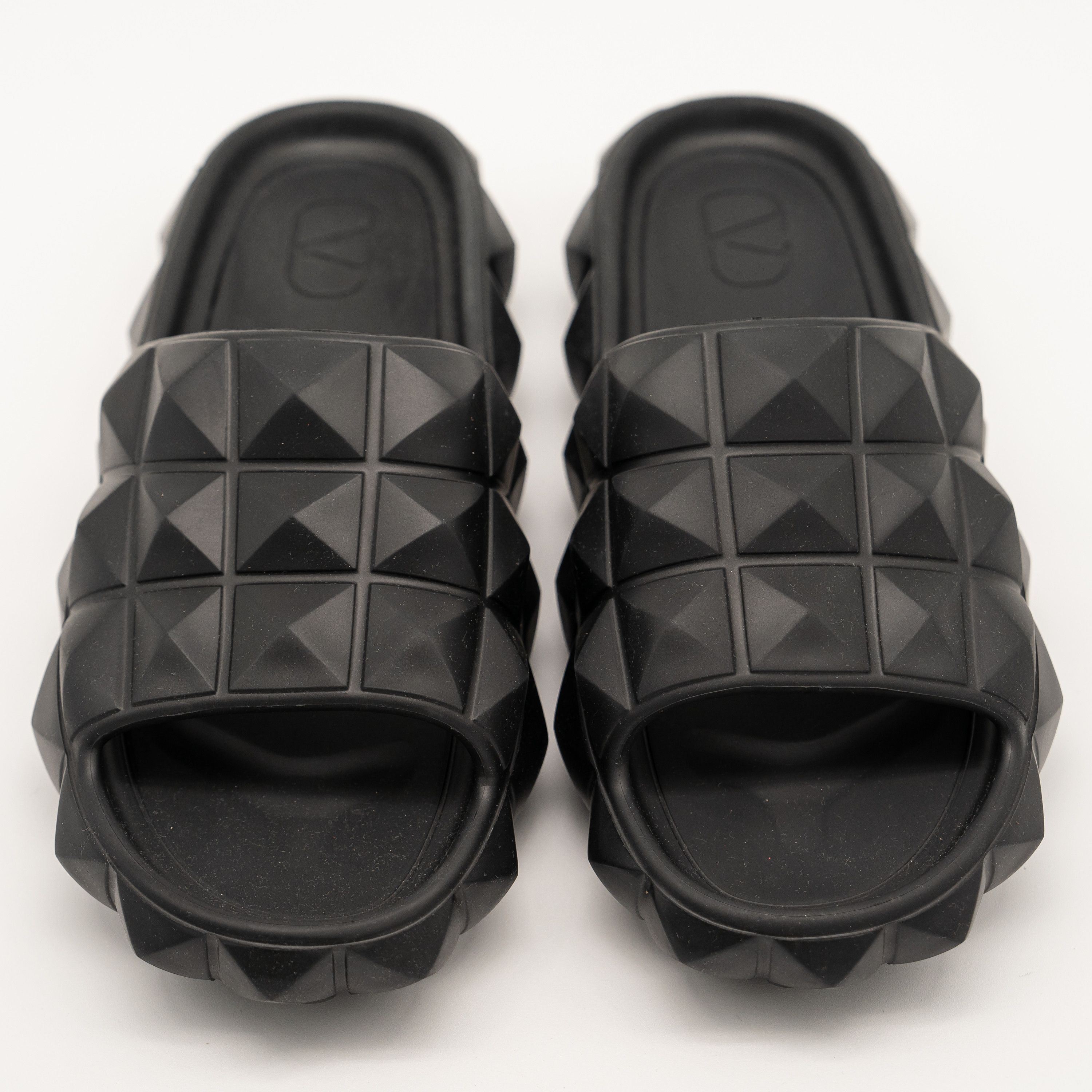 Valentino 42 eu 9 us Valentino Garavani Roman Stud Turtle Black Slide Size US 9 / EU 42 - 3 Thumbnail