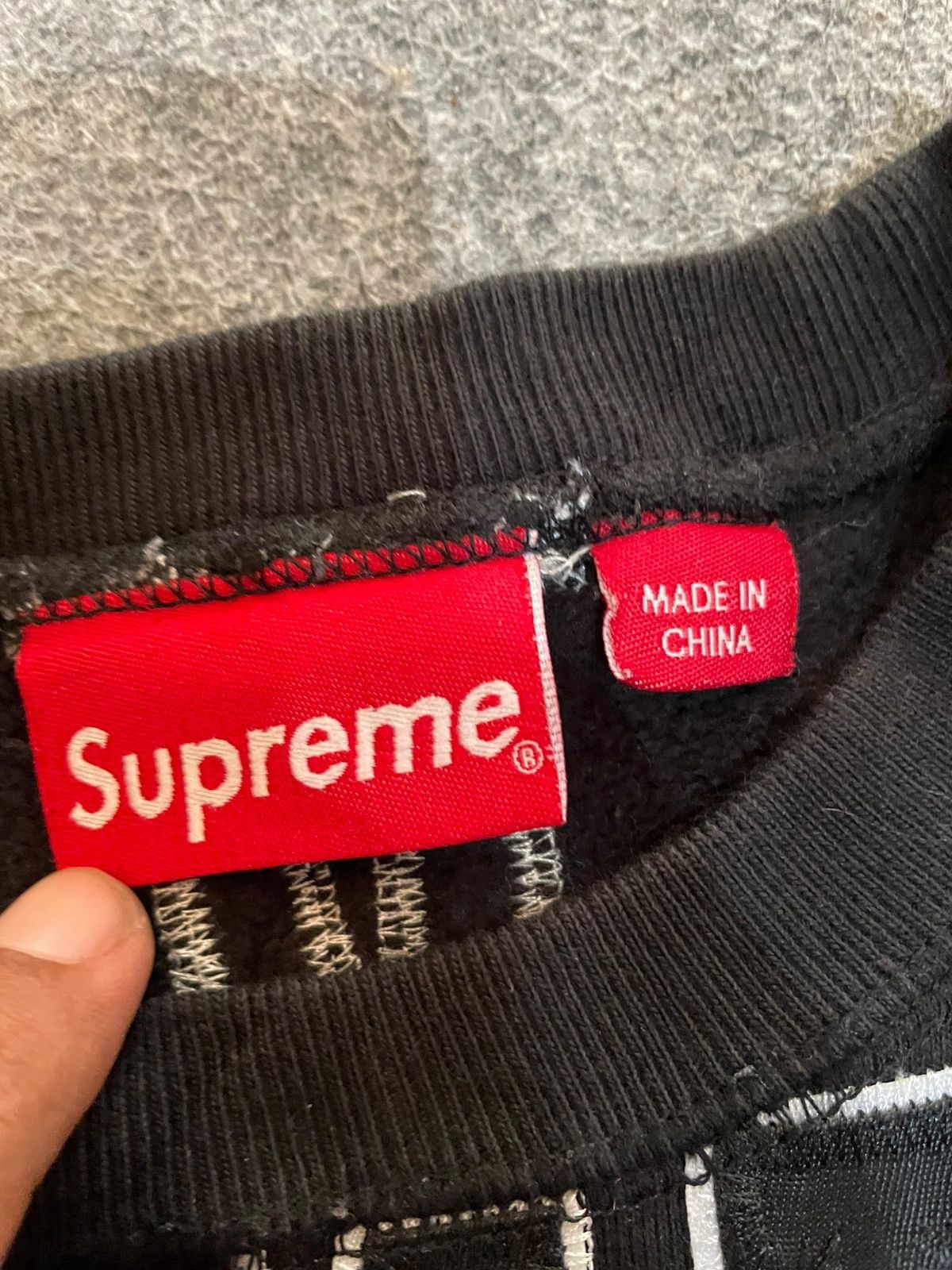 Supreme CREWNECK SUPREME MULTI ARC BLACK FULL EMBROIDERY RARE Size US S / EU 44-46 / 1 - 4 Thumbnail