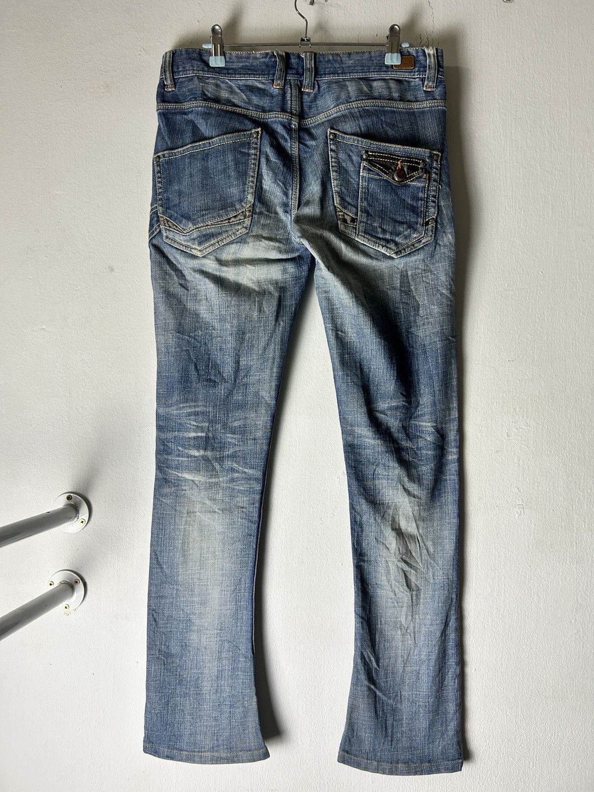 Nicole Club Nicole Club For Men Faded Jeans Size US 31 - 6 Thumbnail