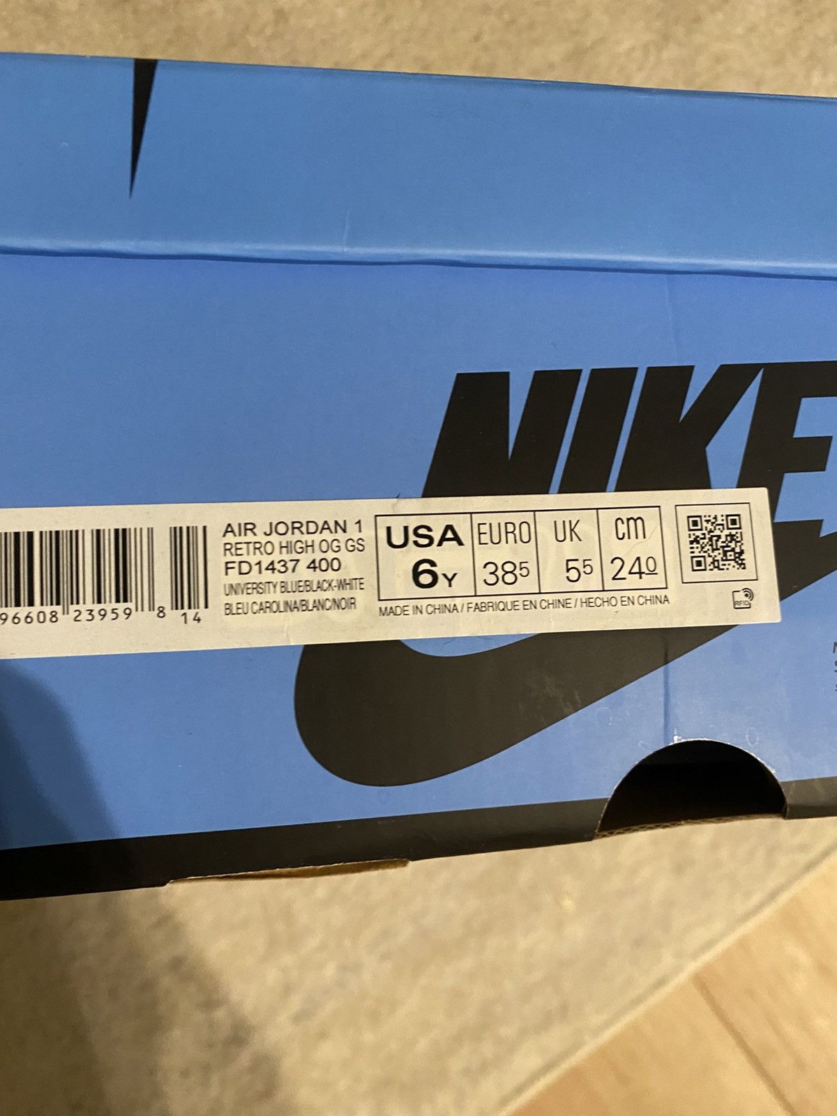 Jordan Brand × Nike Jordan 1 UNC GS 6Y Size US 6 / EU 39 - 2 Thumbnail