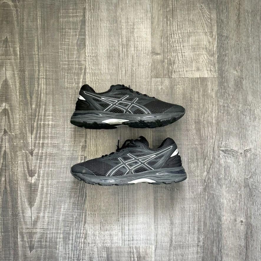 Asics ASICS • WMNS GEL-Cumulus 18 (8.5M) Size US 8.5 / EU 41-42 - 1 Thumbnail