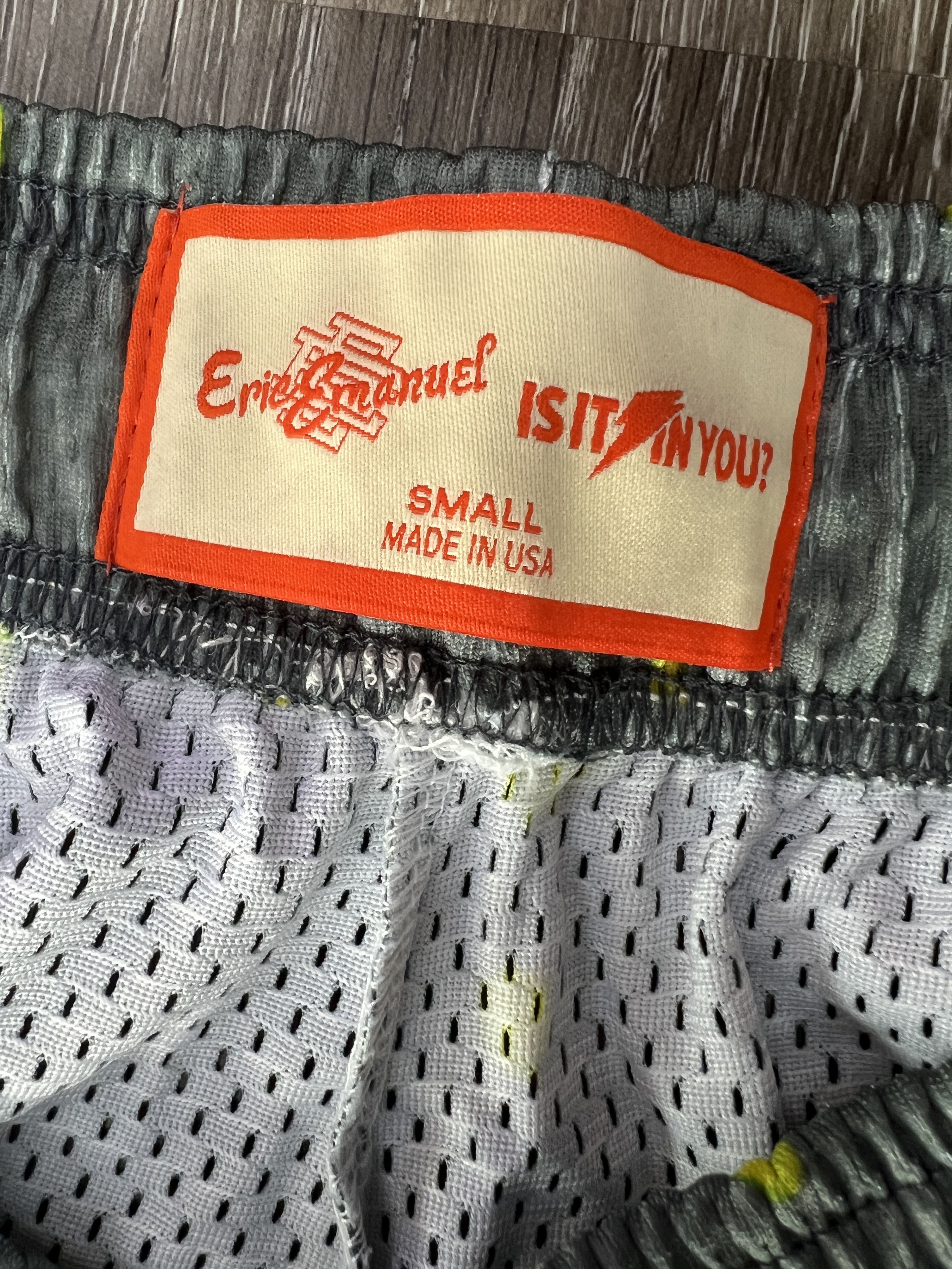 Eric Emanuel Eric Emanuel x Gatorade "Yellow" Shorts (SMALL) Size US 30 / EU 46 - 4 Thumbnail