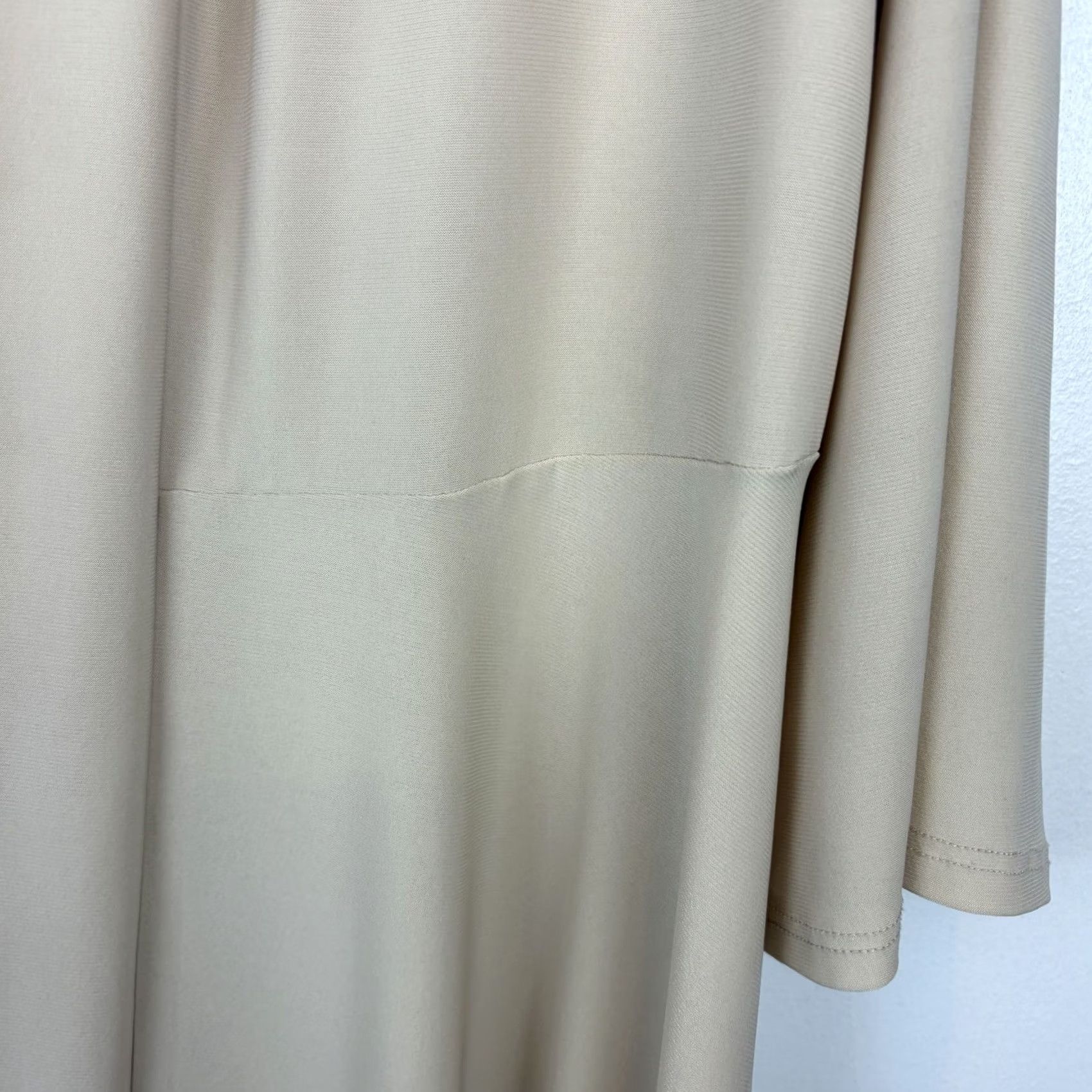 Vintage Womens Medium Beige Knit Open Cardigan Empire Waist Liquid Travel Layer USA Read Size M / US 6-8 / IT 42-44 - 3 Thumbnail