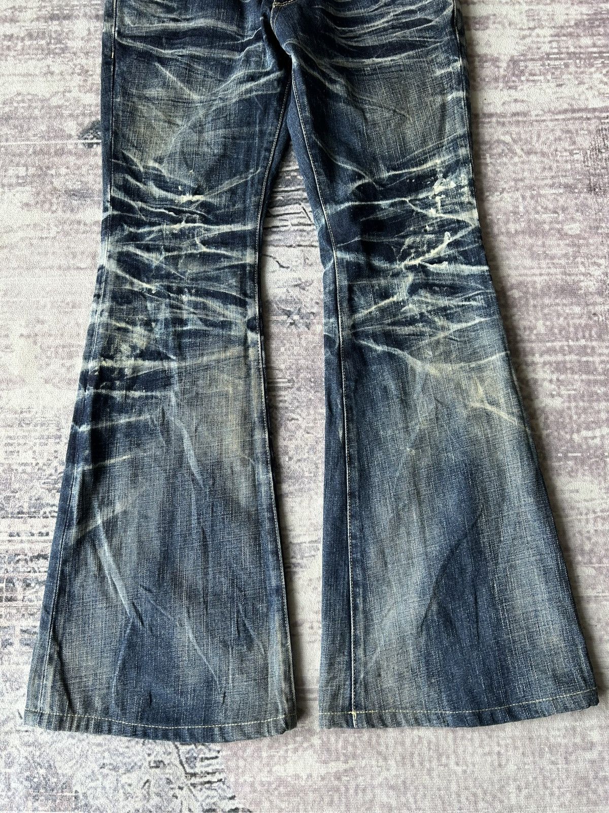 Tornado Mart SUPER FLARED Tornado Mart Washed Jeans Size US 32 / EU 48 - 7 Thumbnail