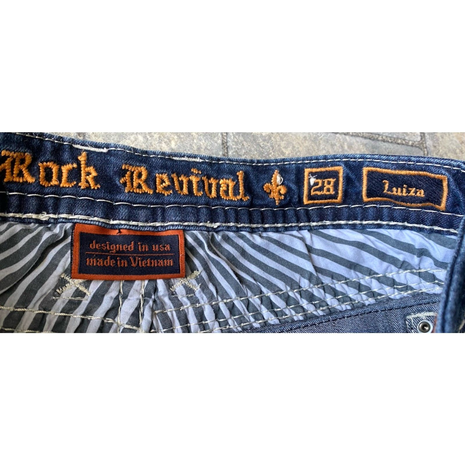 Vintage Rock Revival Jeans Blue Bootcut 28 Women’s Size 28 Regular Bootcut Jeans Women’s Blue Rock Revival Size 28" / US 6 / IT 42 - 7 Thumbnail