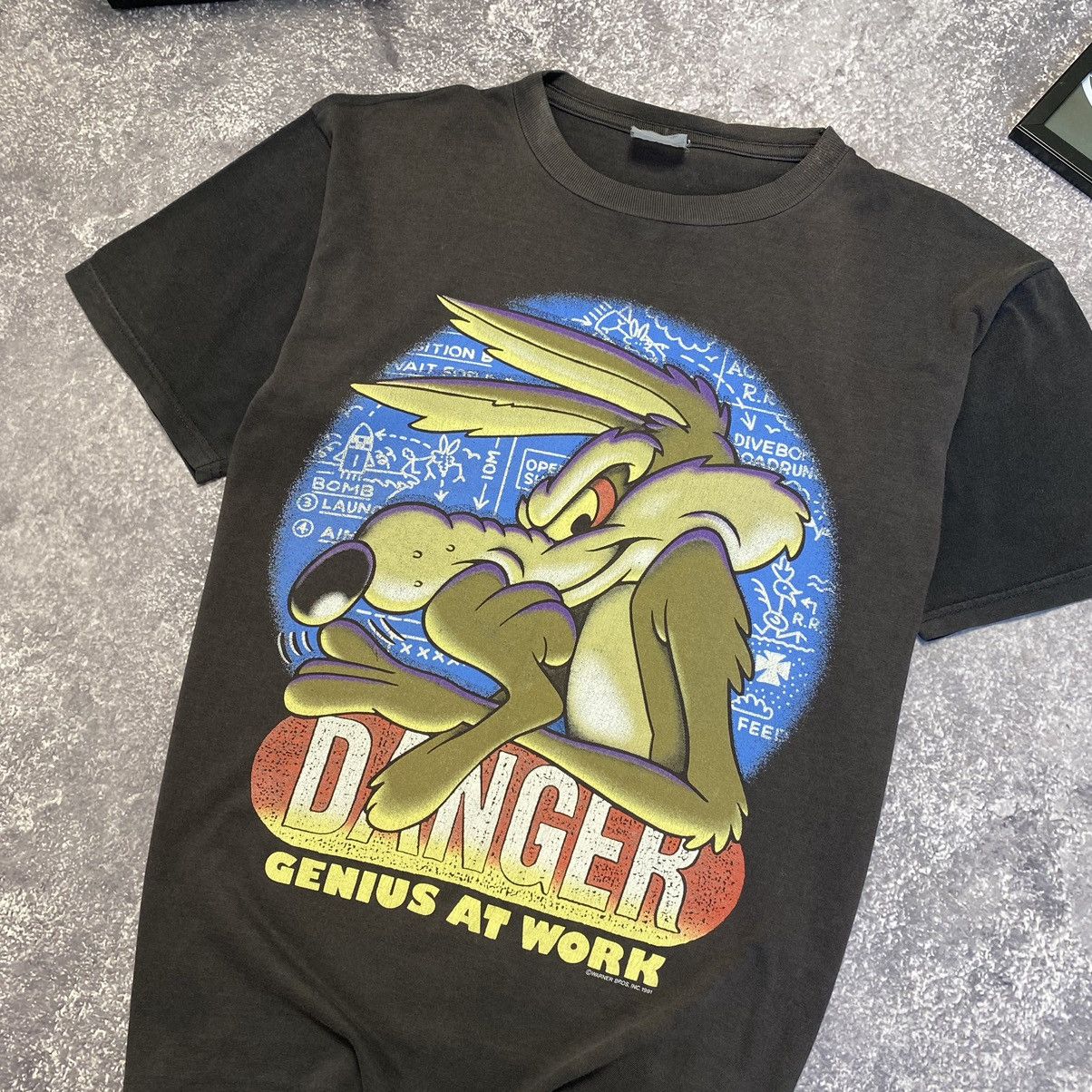 Cartoon Network Vintage Warner Bros Danger 1991 big graphic cartoon tee Size US XL / EU 56 / 4 - 2 Thumbnail