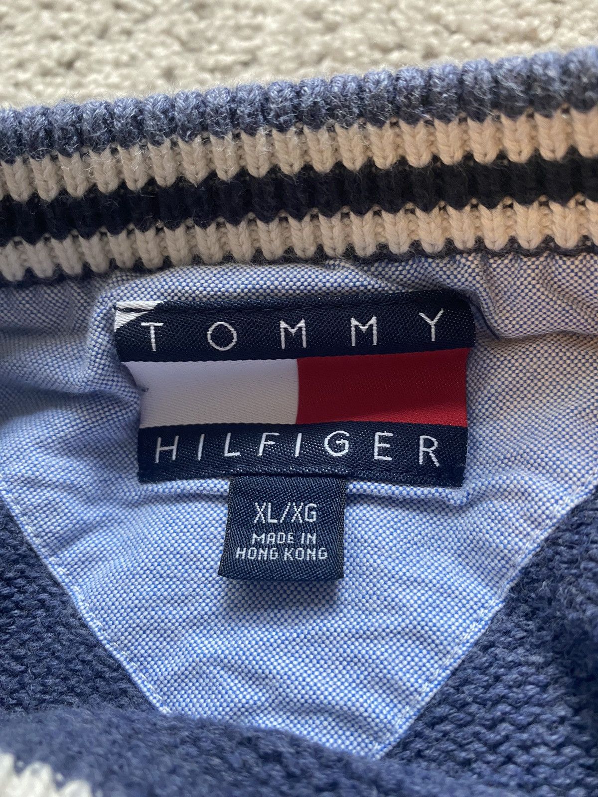 Tommy Hilfiger × Vintage Vintage Tommy Hilfiger Sweater Size US XL / EU 56 / 4 - 5 Thumbnail