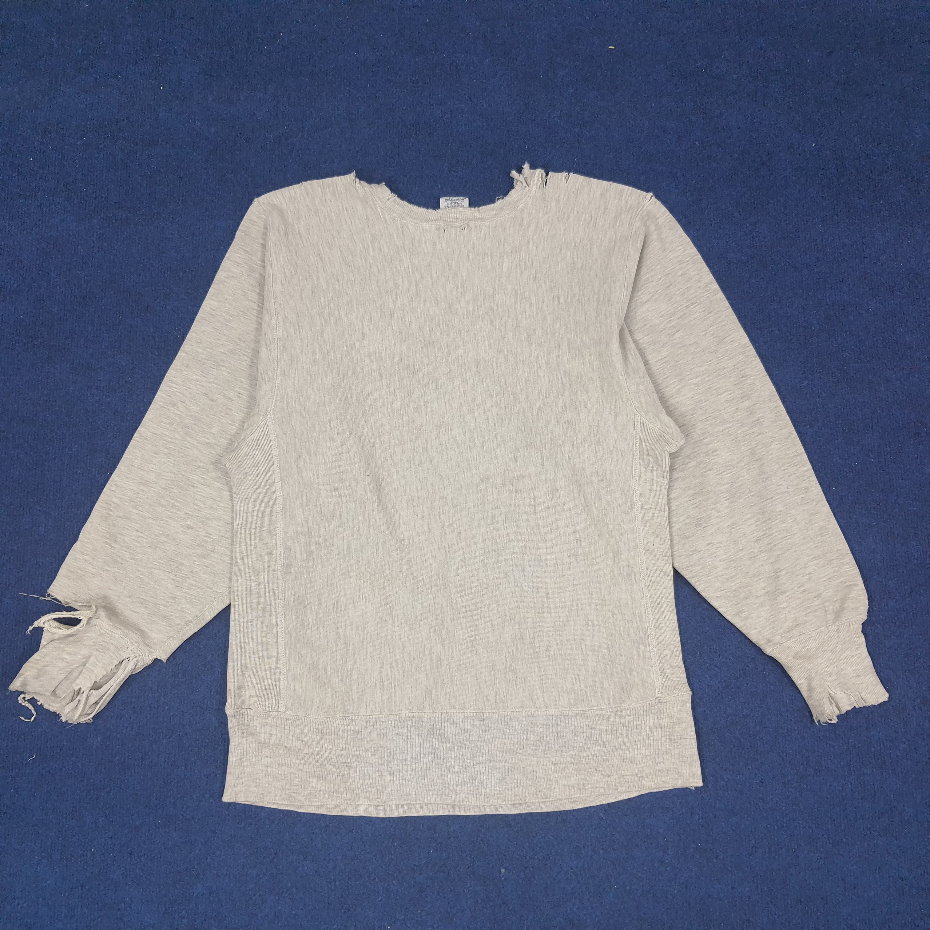 Champion × Vintage Vintage Champion Maryland Football Sports Sweatshirt C215N16 Size US S / EU 44-46 / 1 - 3 Thumbnail