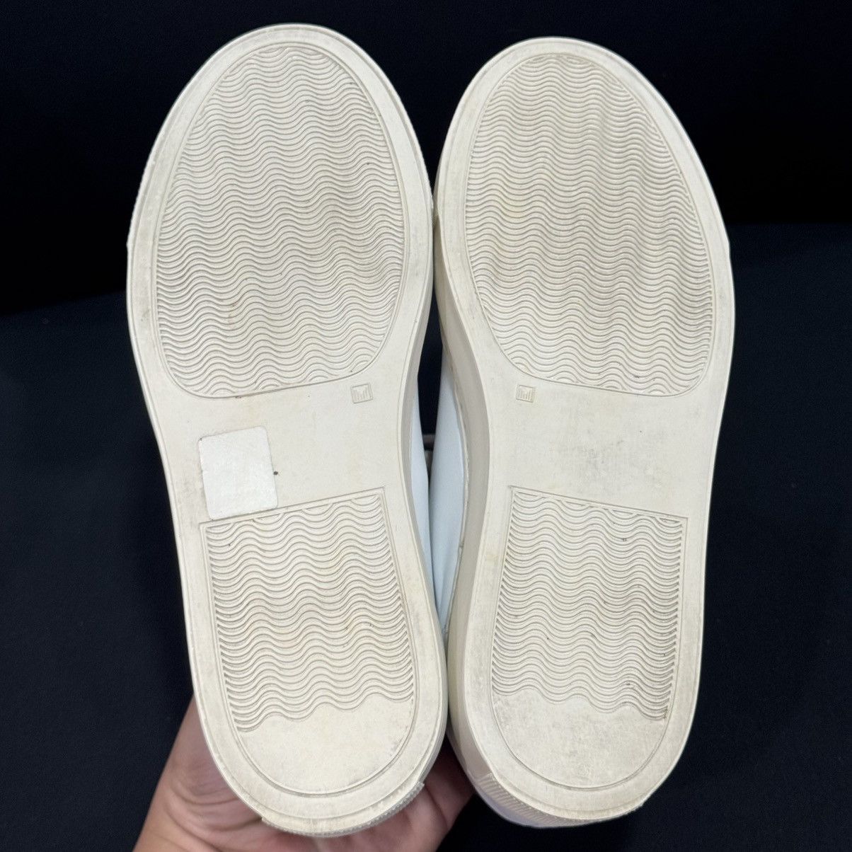 Common Projects Common Projects Women’s Achilles Low – White/Black Size US 5 / IT 35 - 18 Thumbnail