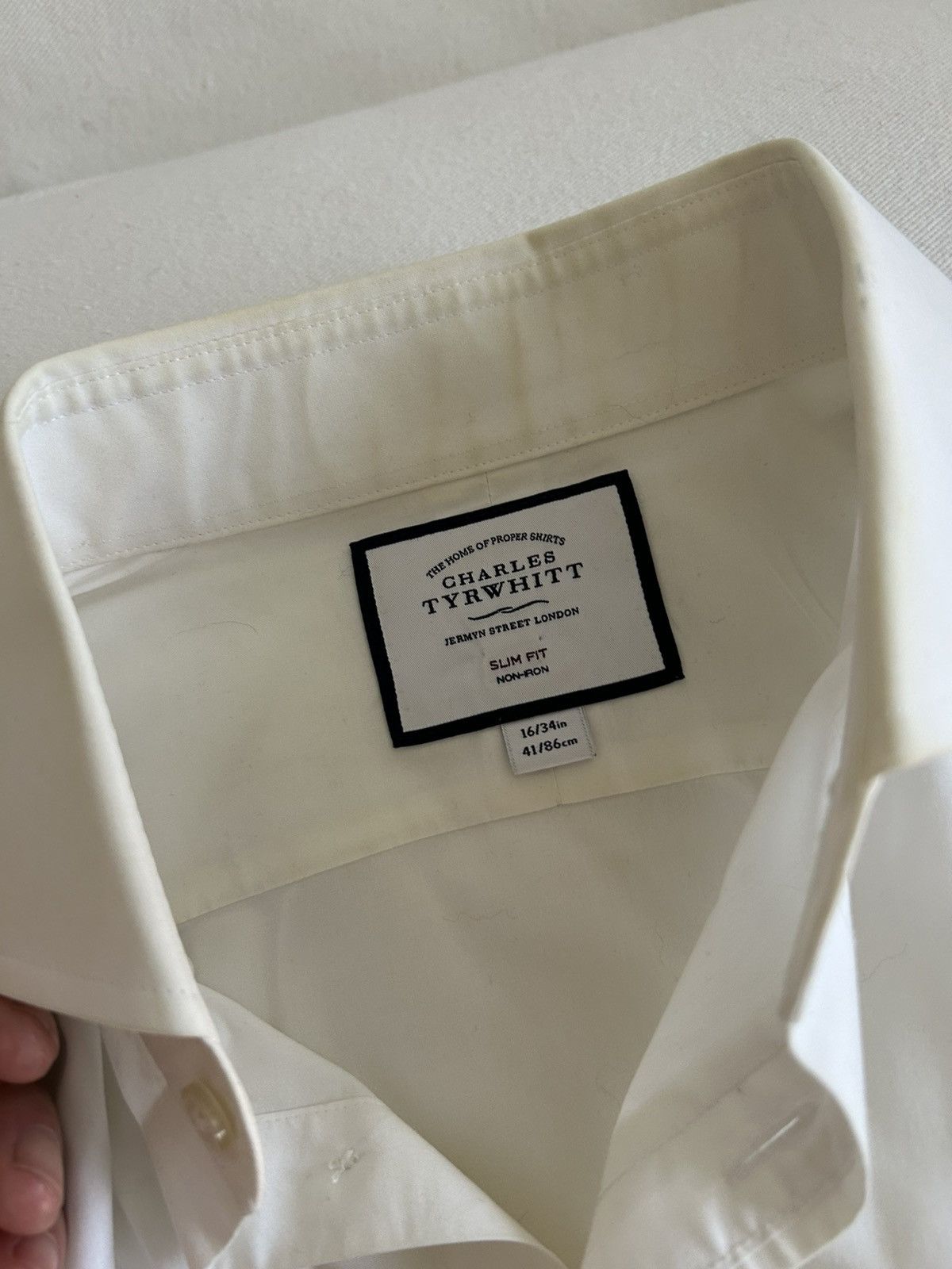 Charles Tyrwhitt Charles Tyrwhitt white dress shirt Size US M / EU 48-50 / 2 - 7 Thumbnail