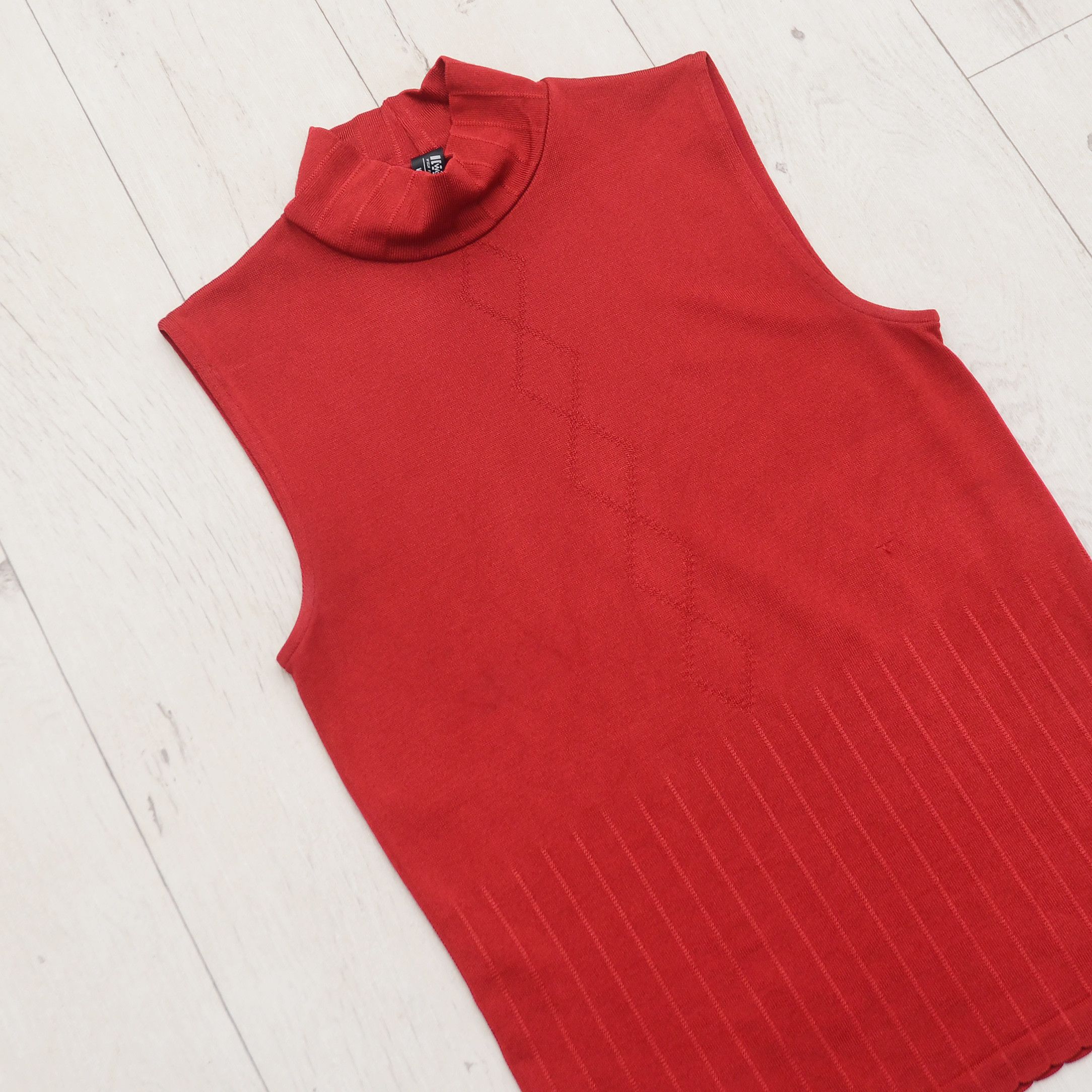 Wolford Wolford Viscose Deluxe Red Mock Neck Sleeveless Top Stretch Size S / US 4 / IT 40 - 2 Thumbnail