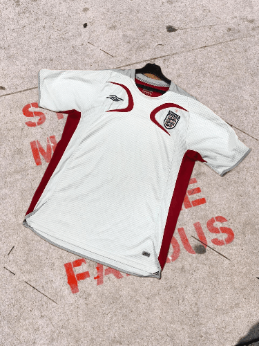 Umbro Vintage Umbro England Football Shirt Soccer Jersey Size US M / EU 48-50 / 2 - 1 Thumbnail