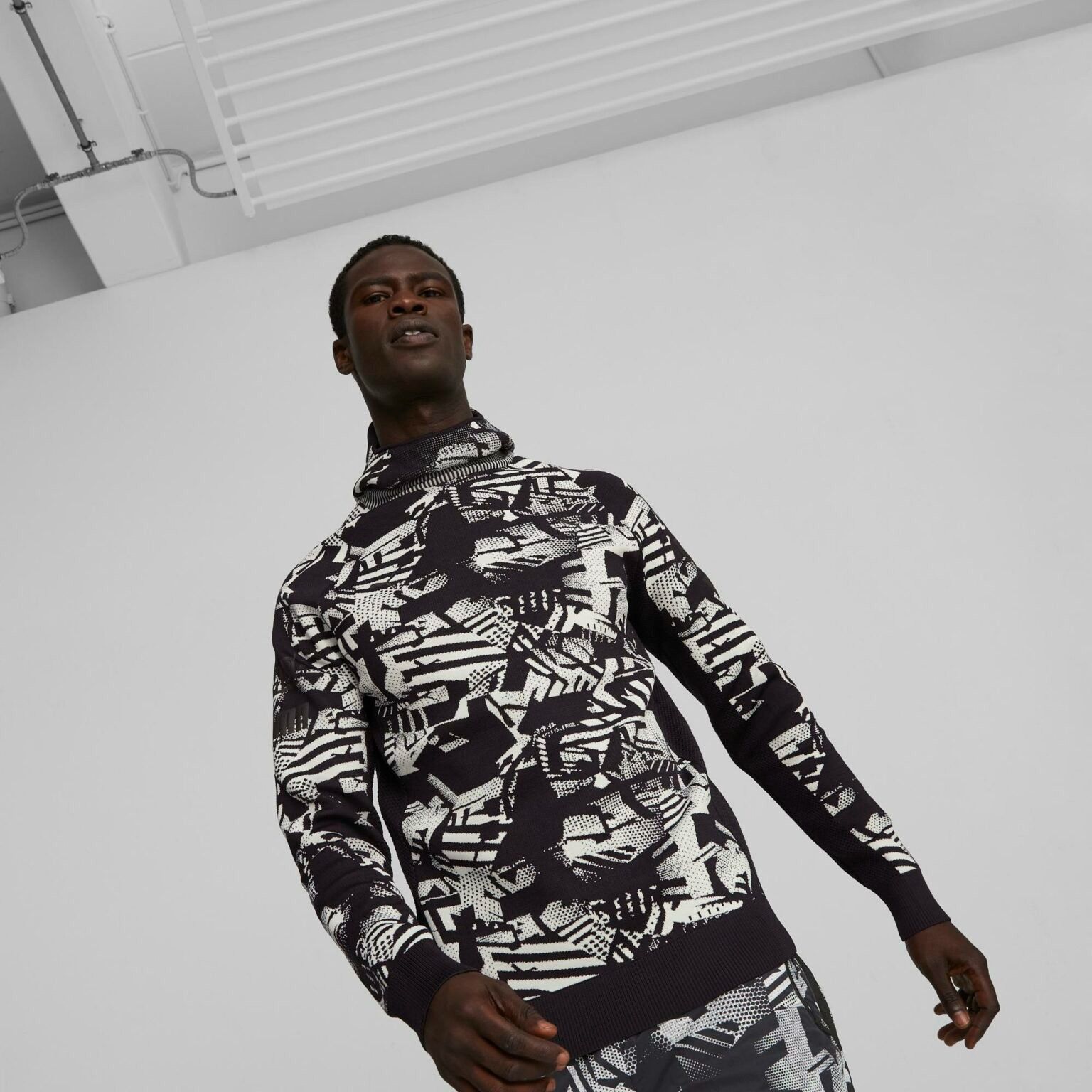 Nemen × Puma PUMA x NEMEN SCUBA KNIT MENS LONG SLEEVE SWEATSHIRT Size US M / EU 48-50 / 2 - 13 Thumbnail