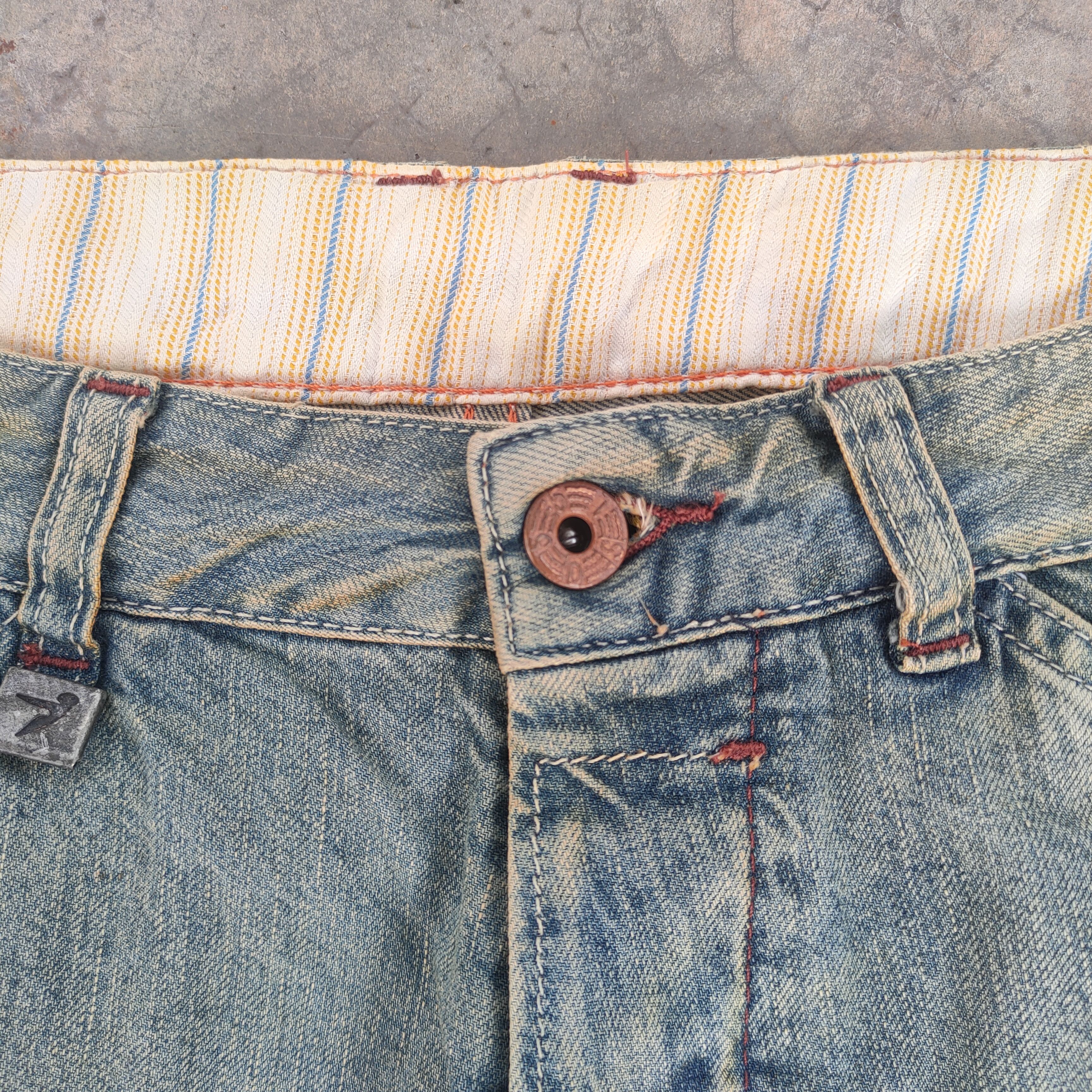 Japanese Brand Vtg japanese flare button fly faded denim jeans pants Size US 32 / EU 48 - 6 Thumbnail