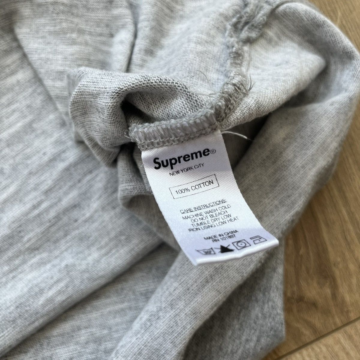 Supreme Supreme Small Box Logo Tank Top Size US XL / EU 56 / 4 - 5 Thumbnail