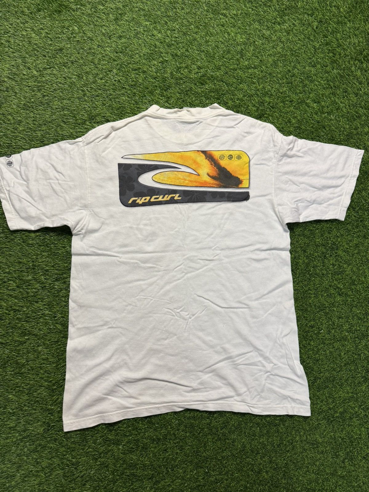 Vintage assorted tshirt - vintage ripcurp surf made in usa Size US M / EU 48-50 / 2 - 2 Thumbnail