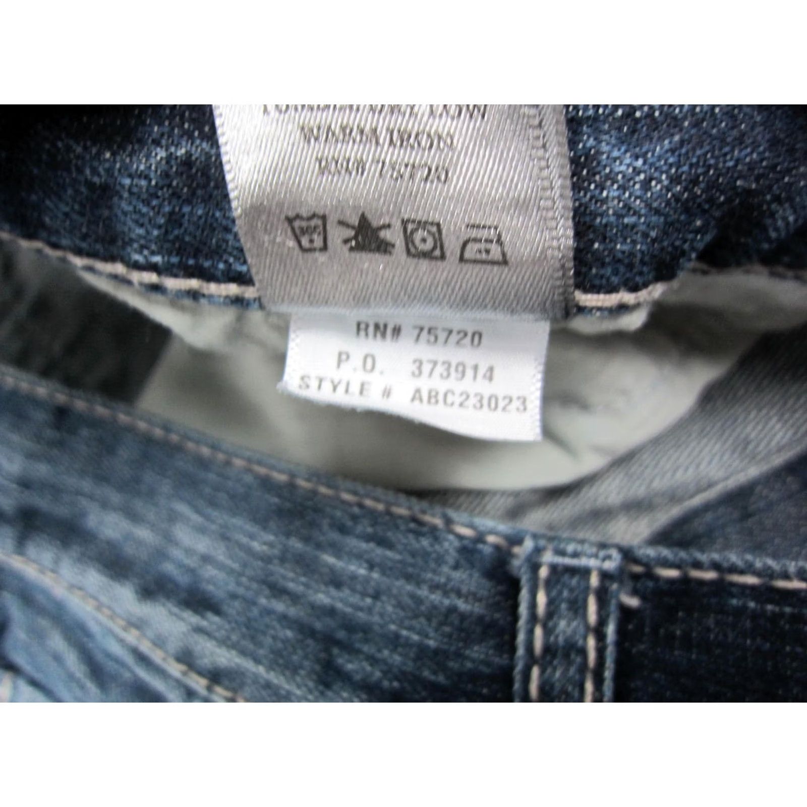 Vintage Buckle BKE Tyler Straight Leg Jeans Adult W 32 L 34 Blue Denim Pants Casual Mens Size US 32 / EU 48 - 6 Thumbnail