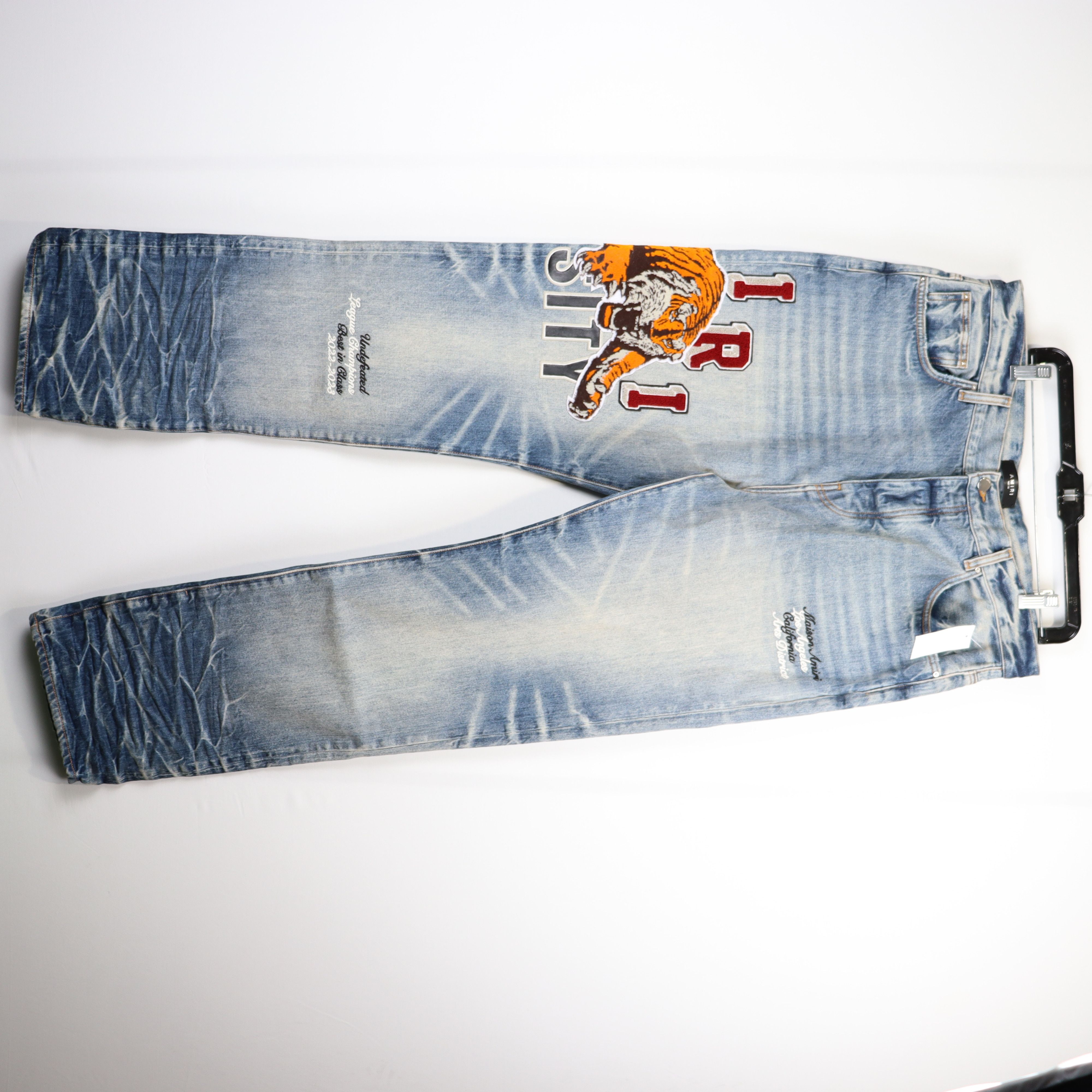 Amiri o1rshd Varsity Tiger Straight Jeans in Vintage Indigo Size US 36 / EU 52 - 2 Thumbnail