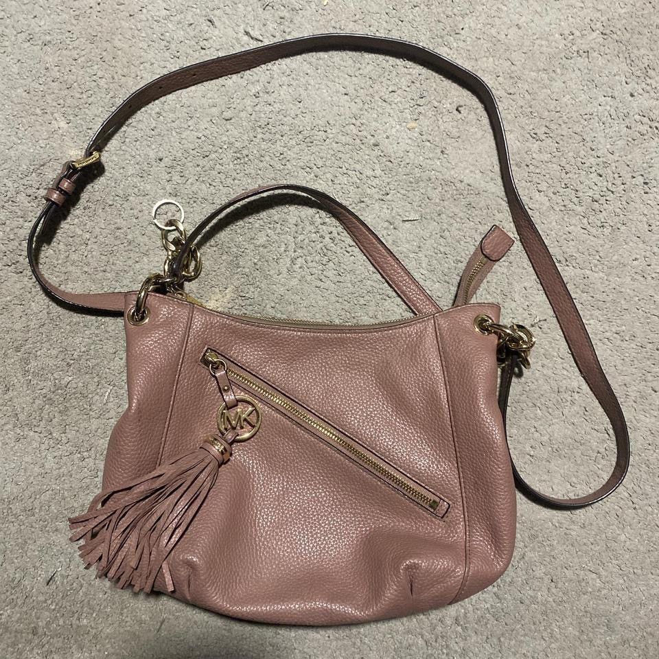Michael Kors Michael Kors Pink Pebble Grain Leather Crossbody Bag Size ONE SIZE - 1 Thumbnail