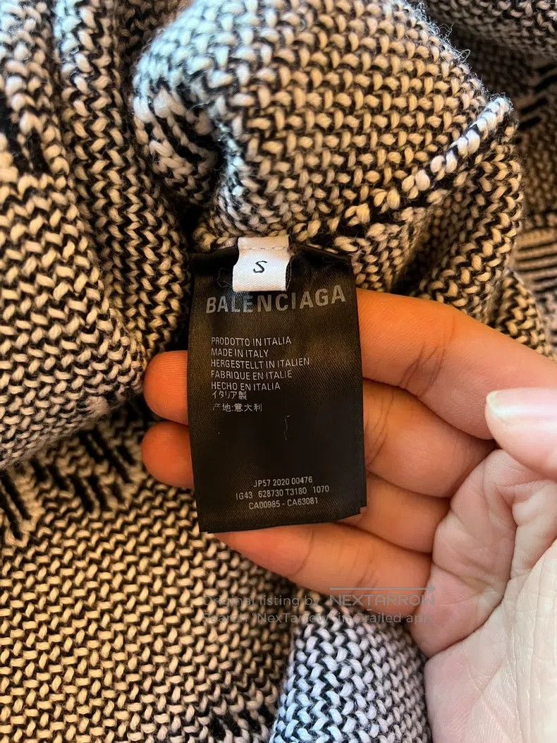 Balenciaga Balenciaga 3D graffiti cursive logo round neck knit sweate Size US S / EU 44-46 / 1 - 4 Thumbnail