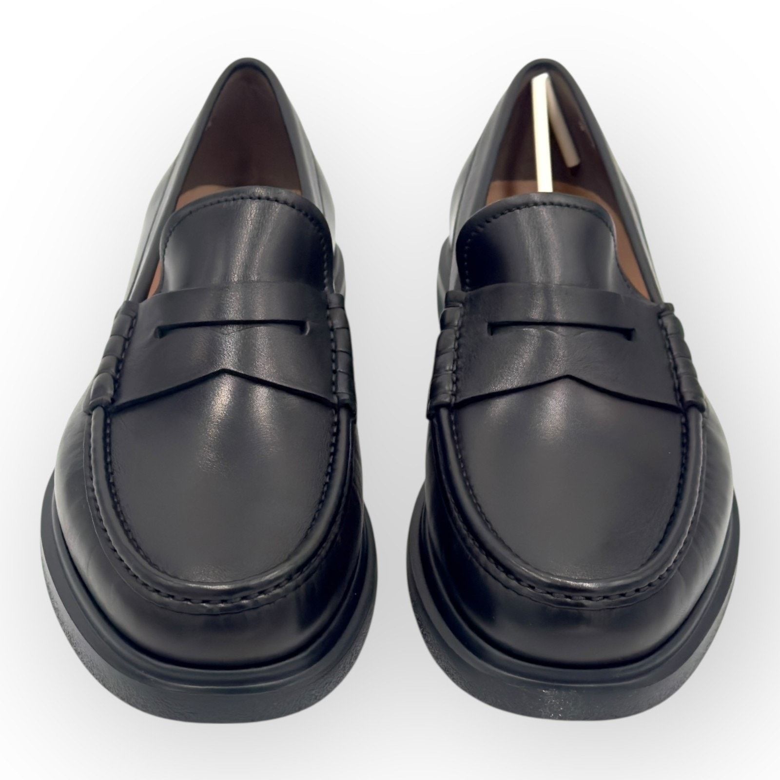 Salvatore Ferragamo Ferragamo Men's Leather Penny Loafers in black UK10.5 Size US 11.5 / EU 44-45 - 10 Thumbnail