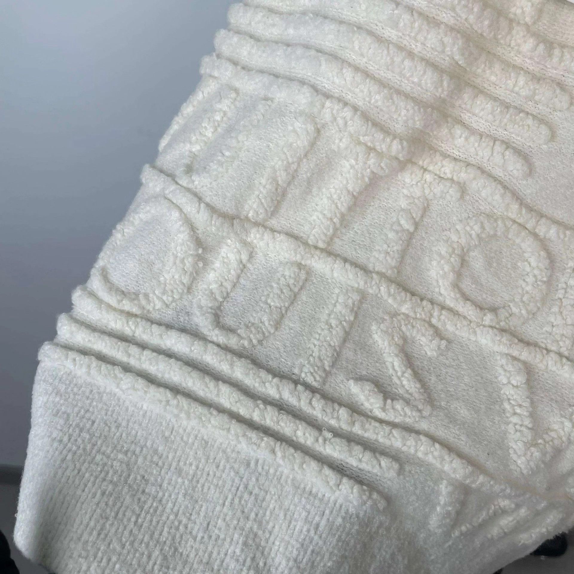Louis Vuitton LV knit sweater XS white Size XS / US 0-2 / IT 36-38 - 6 Thumbnail