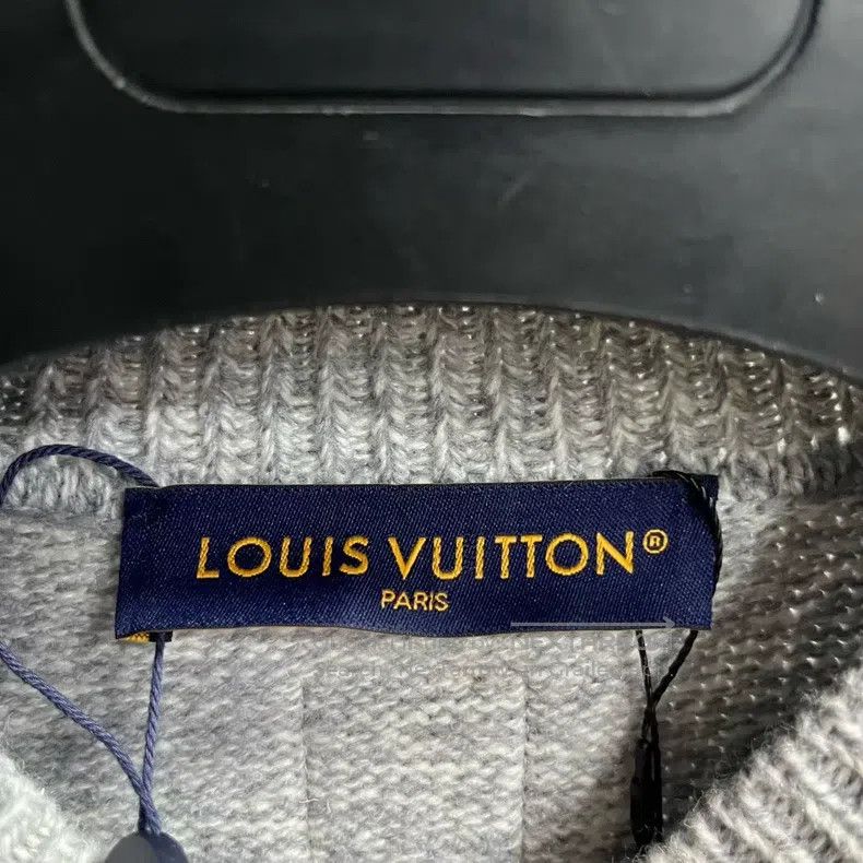 Louis Vuitton Louis Vuitton 25 latest wool and cashmere round neck long Size US M / EU 48-50 / 2 - 2 Thumbnail