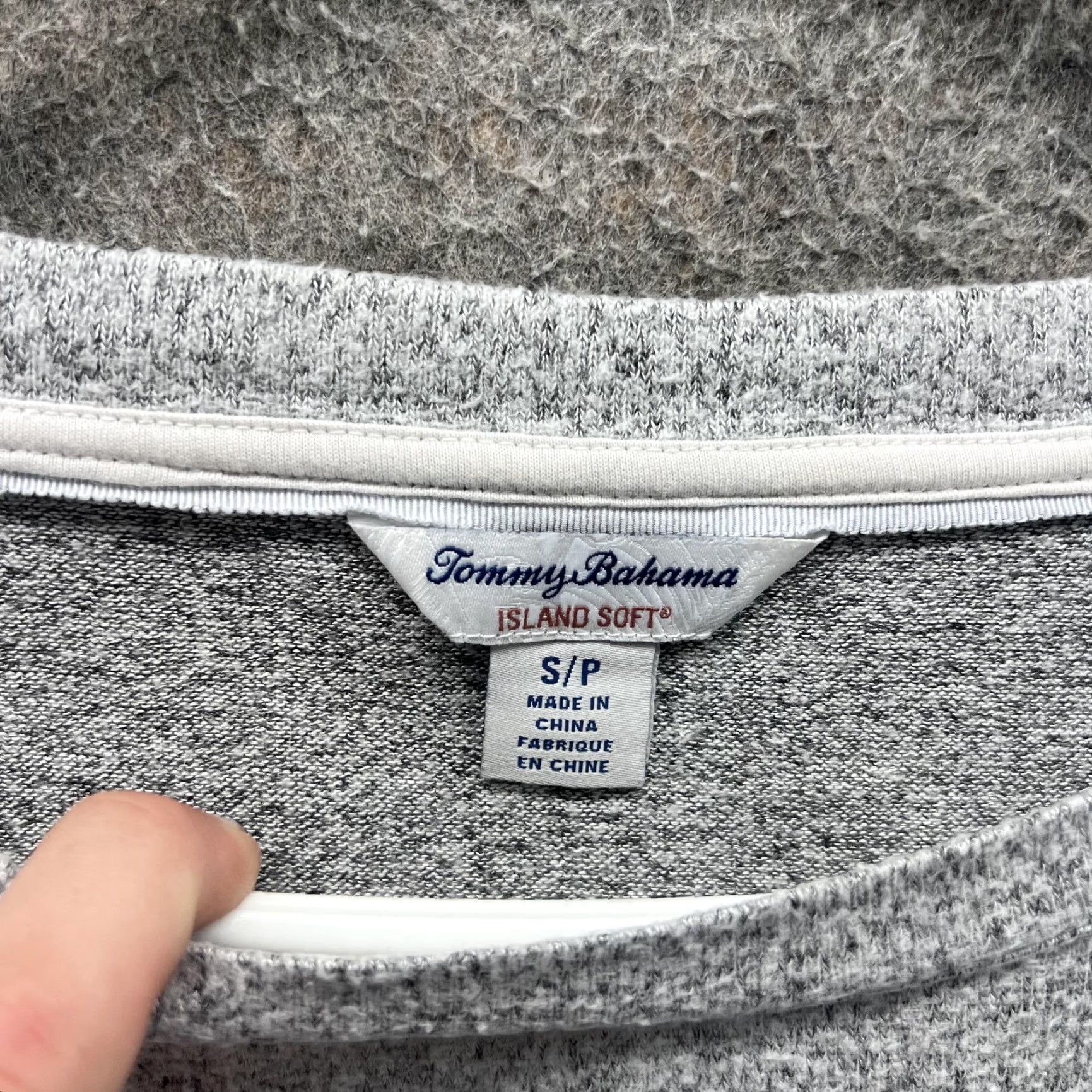 Tommy Bahama Tommy Bahama Sweater Womens Small Gray Island Soft Scoop Neck Knit Pullover Size S / US 4 / IT 40 - 2 Thumbnail