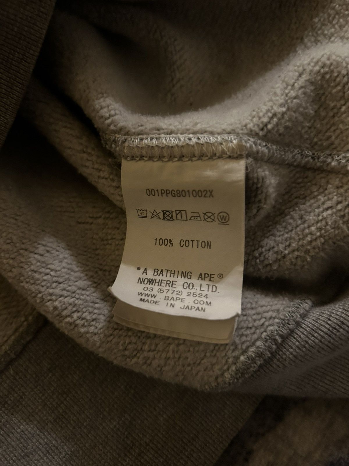 Bape Authentic BAPE A Bathing Ape Grey Pullover Hoodie Size US M / EU 48-50 / 2 - 5 Thumbnail