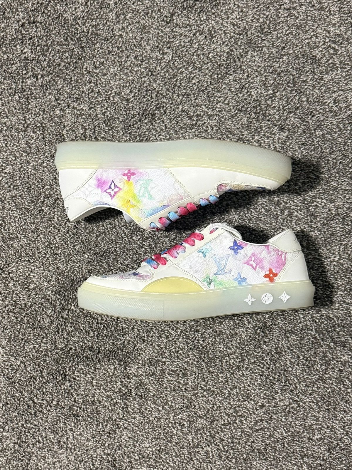 Louis Vuitton Lv Monogram Leather Sneakers Size US 8.5 / EU 41-42 - 2 Thumbnail