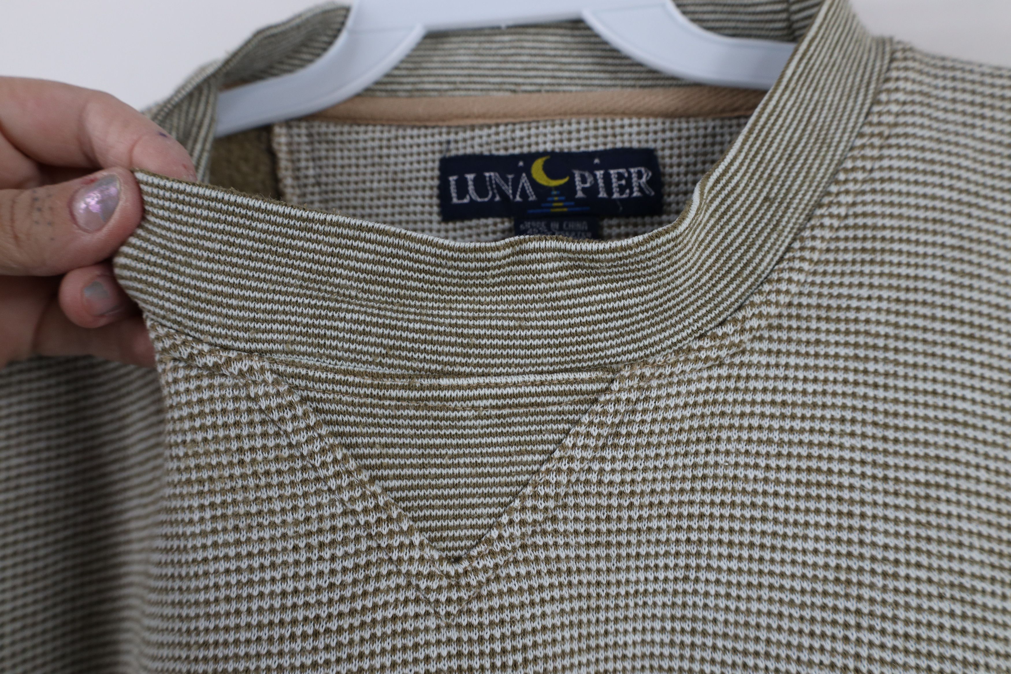 Vintage Vintage 90s Streetwear Thermal Knit Crewneck Sweatshirt Size US XL / EU 56 / 4 - 5 Thumbnail