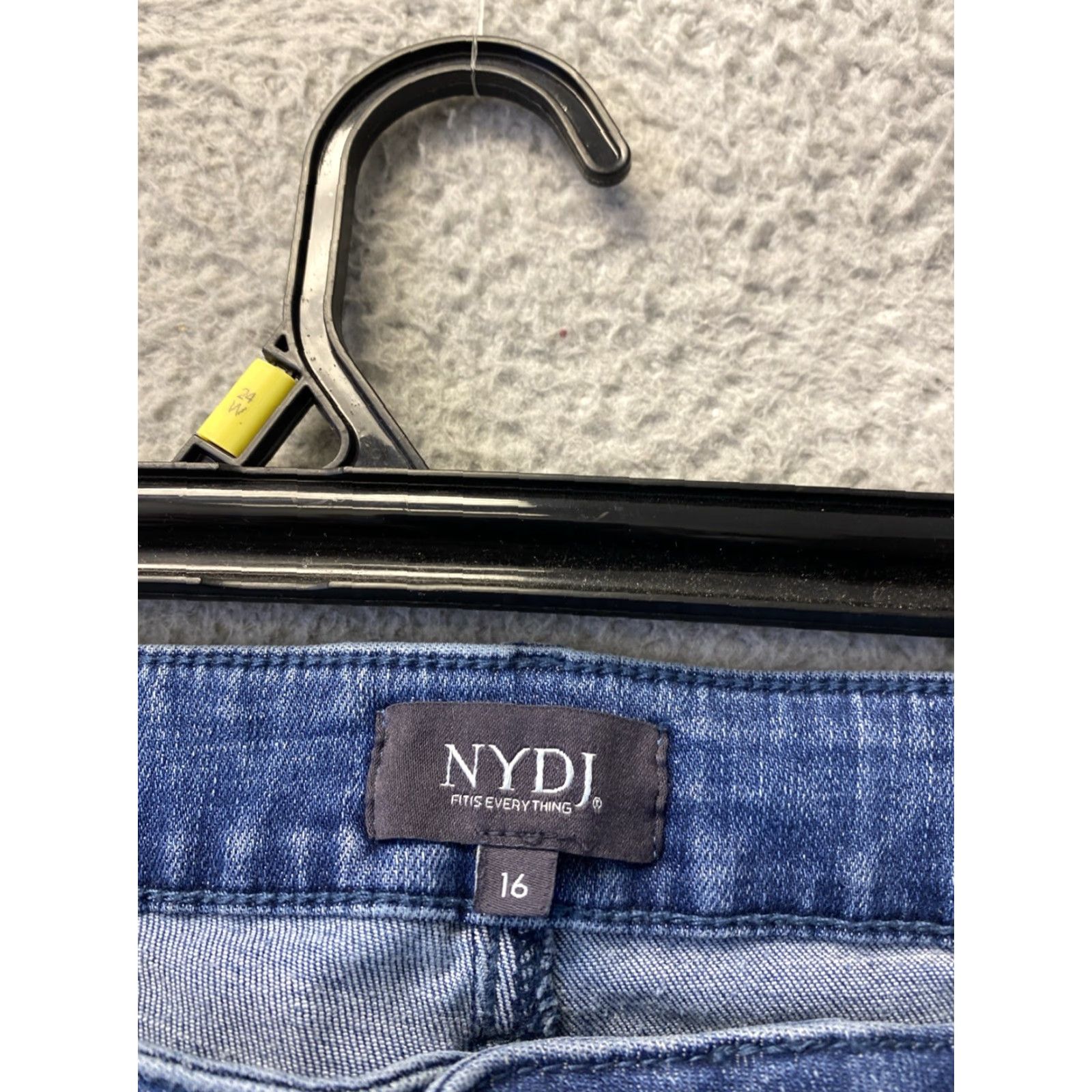 NYDJ NYDJ Jeans Barbara Boot Cut Straight 16 Plus Women Blue Denim Dark Wash Preppy 5-Pocket Zip Mid Rise Inseam 32 Default MPN 16623 Size 38" / US 16 / IT 52 - 3 Thumbnail