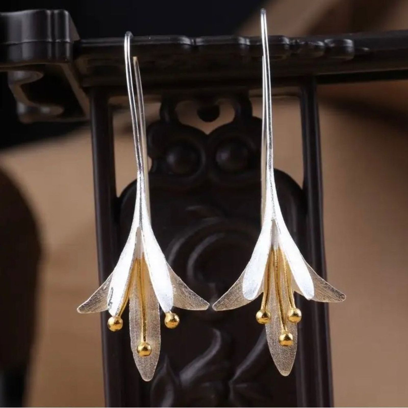 Other Long Lily Flower Earrings Size ONE SIZE - 1 Thumbnail