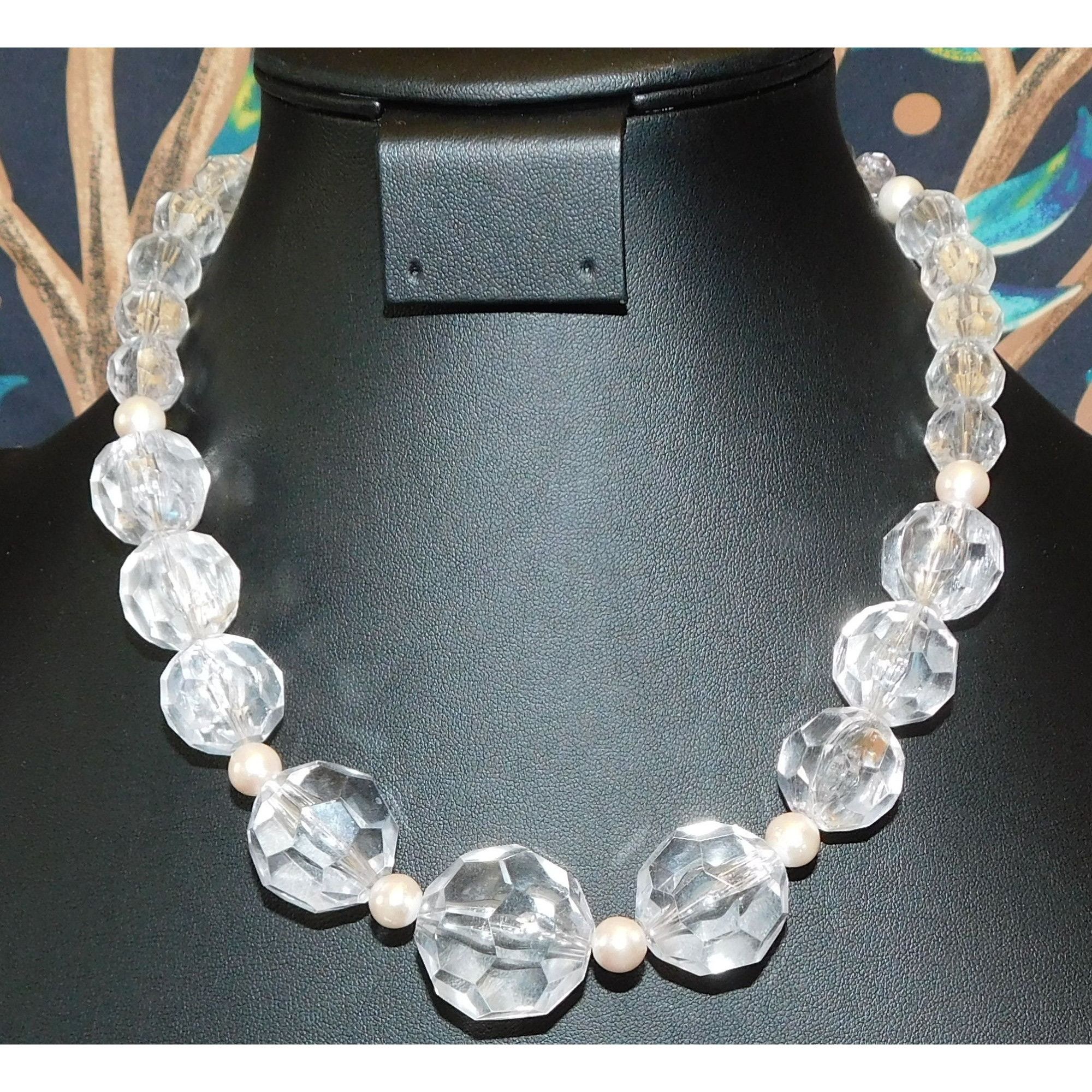 Other Chunky Clear Faceted Beaded Necklace With Faux Pearl Accents Size ONE SIZE - 1 Thumbnail