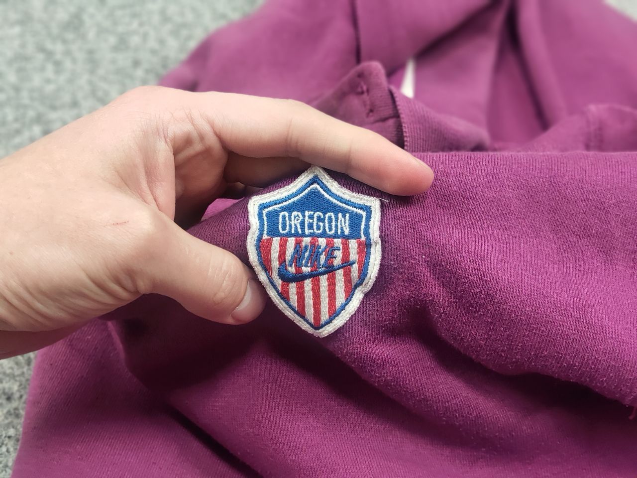 Nike Vintage 80's Nike Oregon Purple Polo Pullover Sweatshirt Size US XL / EU 56 / 4 - 9 Thumbnail